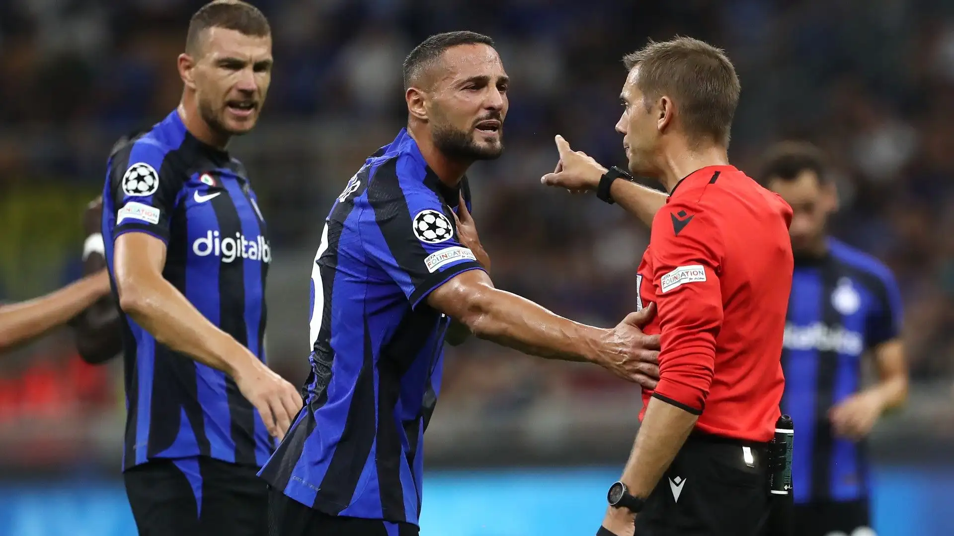 Maurizio Sarri è pronto ad accogliere il navigato difensore
