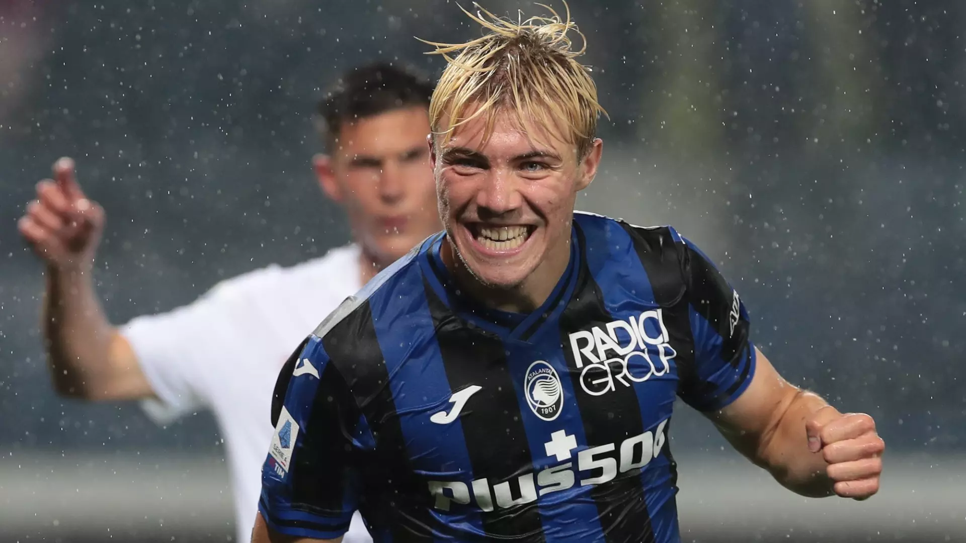 Rasmus Hojlund lascia l’Atalanta per il Manchester United