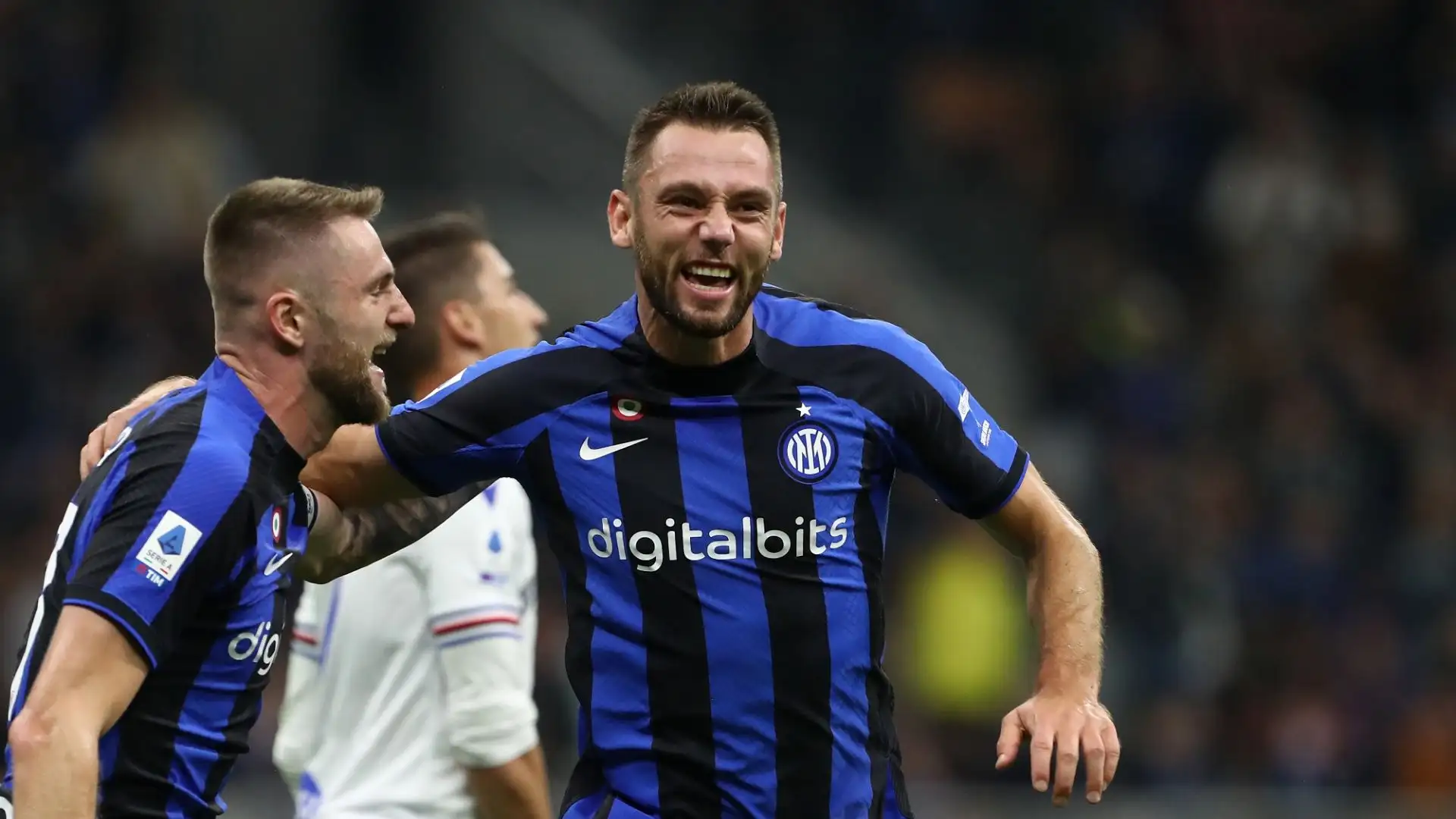 Stefan De Vrij: arrivato nel 2018 dopo essersi svincolato dalla Lazio, vince il campionato da protagonista nel 2021