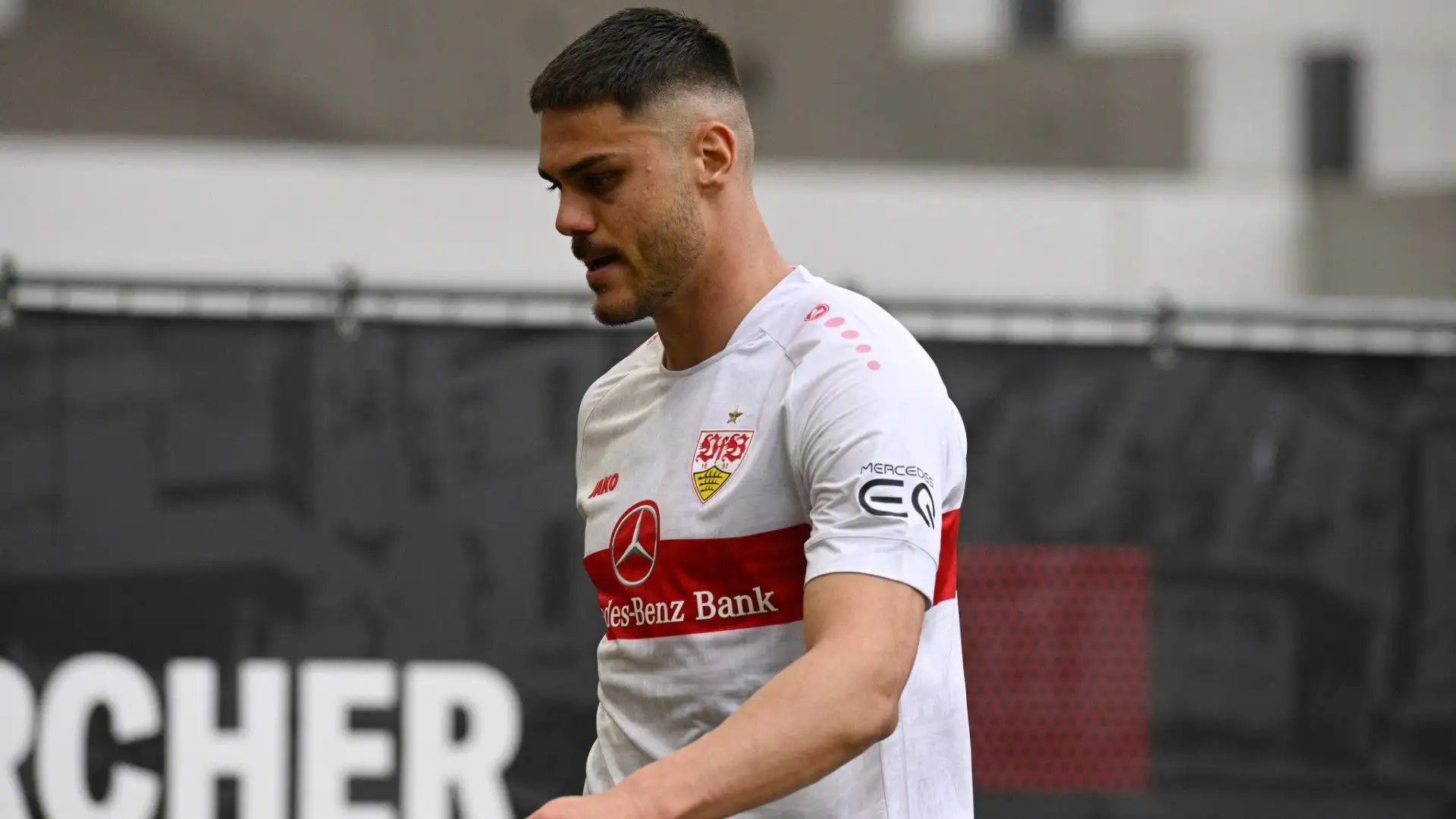 Con la nazionale maggiore greca Konstantinos Mavropanos ha giocato 19 partite finora
