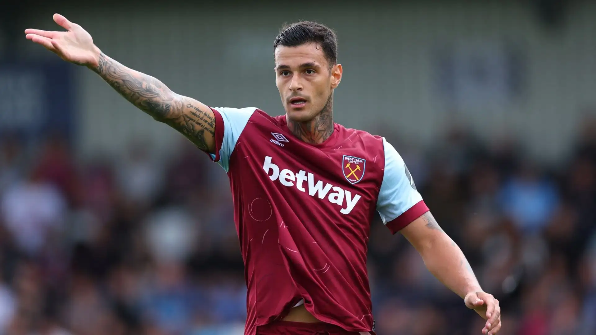Con la maglia degli Hammers Scamacca ha segnato 8 gol in 27 partite
