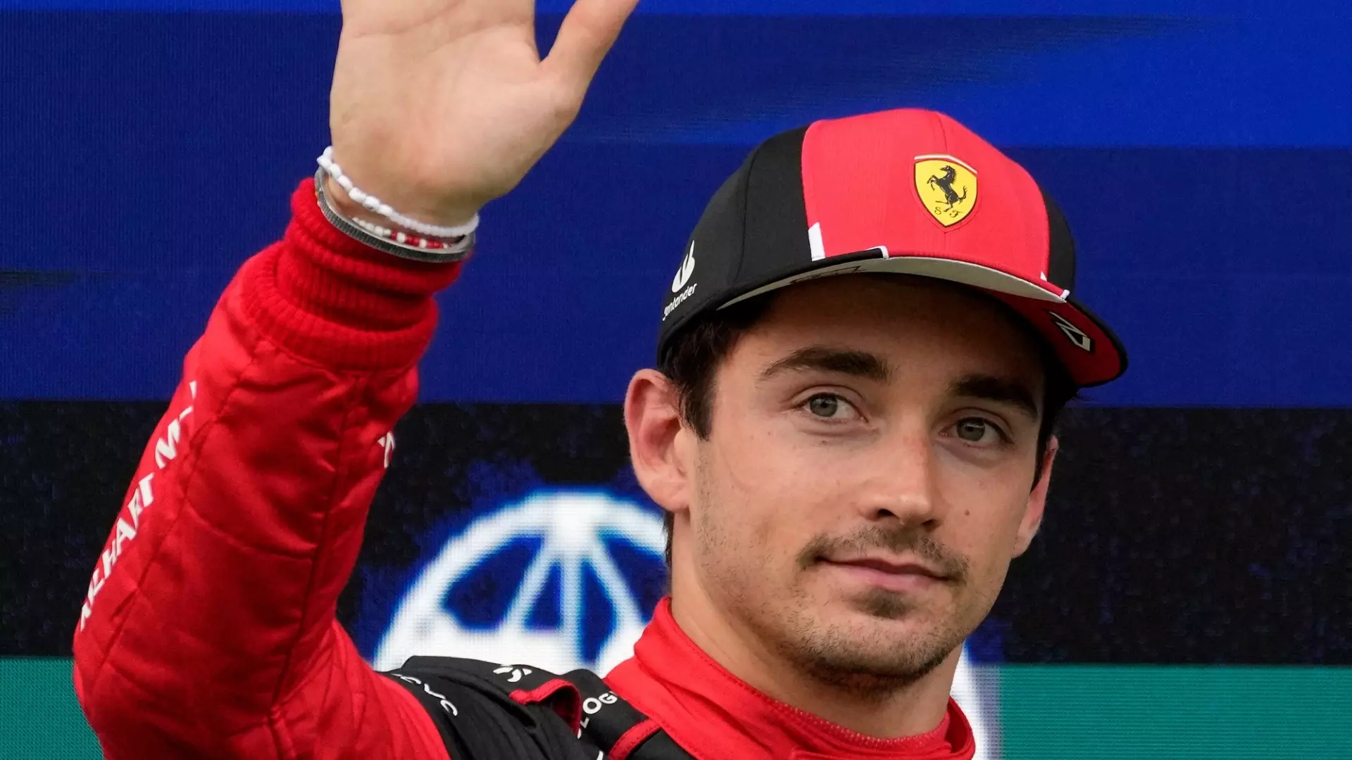 Ferrari a un passo da Verstappen, Charles Leclerc impressionato: “Gran lavoro del team”