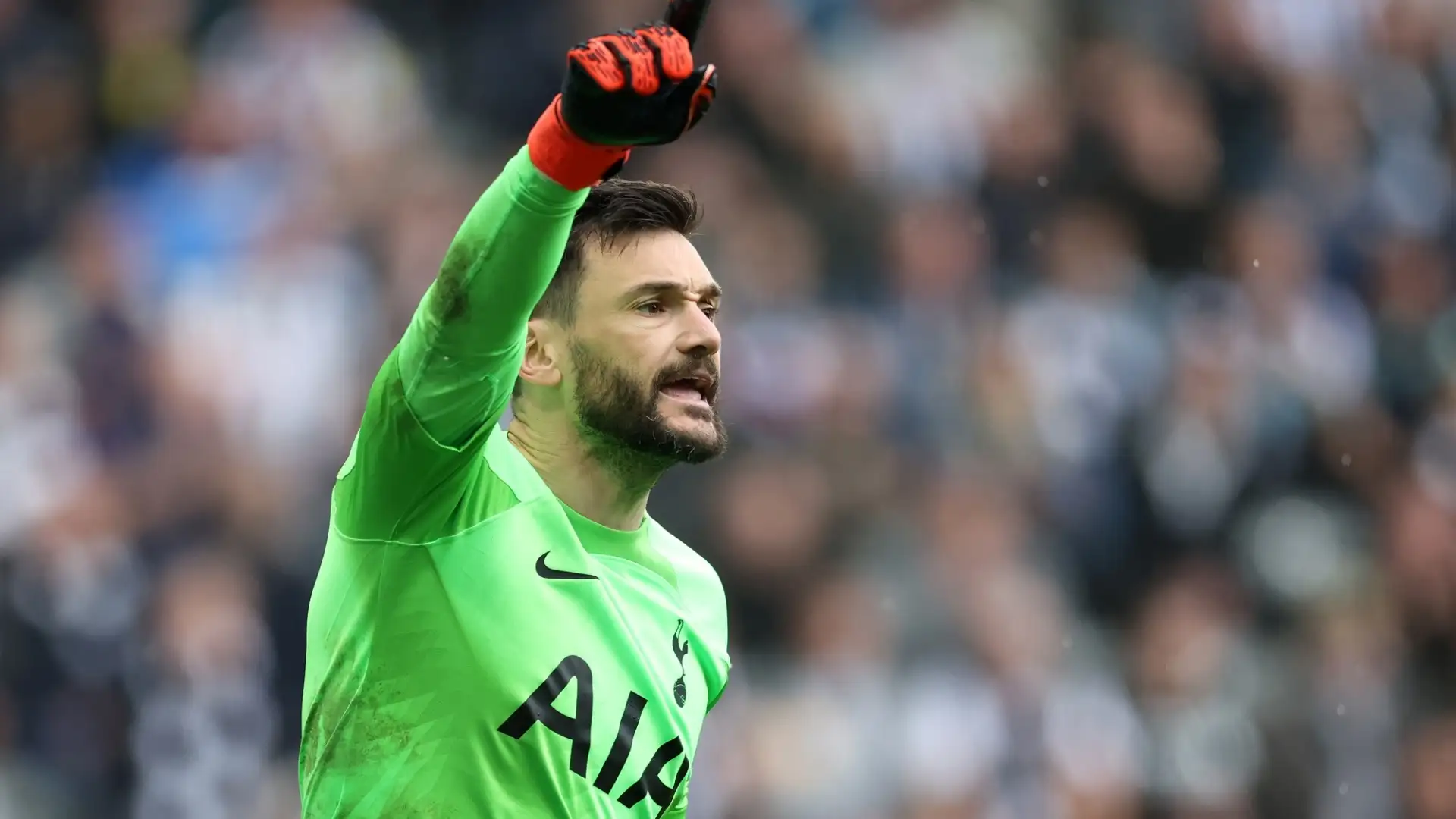 Hugo Lloris: il portiere del Tottenham è tentato dal ritorno in patria (ci sono voci sul Psg) ma potrebbe rappresentare un'alternativa di spessore per i nerazzurri, che hanno già effettuato un sondaggio
