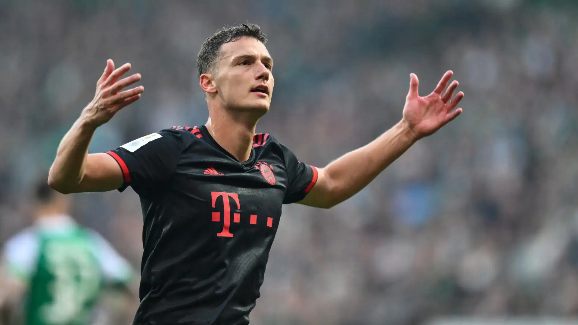 Benjamin Pavard - Nelle scorse settimane la partenza del francese era quasi scontata, ora il Bayern Monaco è più fiducioso sul rinnovo del terzino
