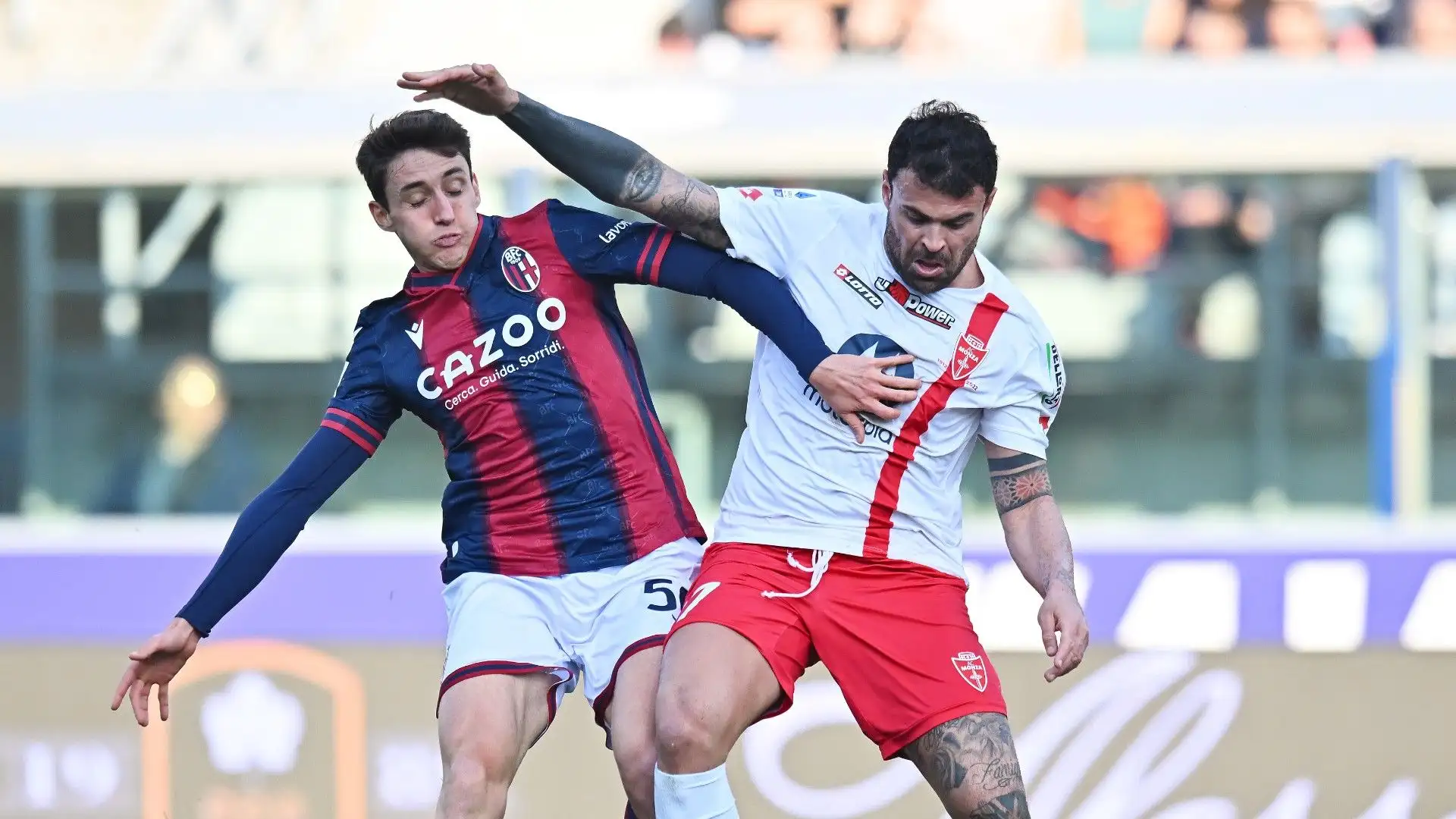 Un altro nome che piace al Milan è quello di Luca Pellegrini ma Cambiaso è in cima alla lista
