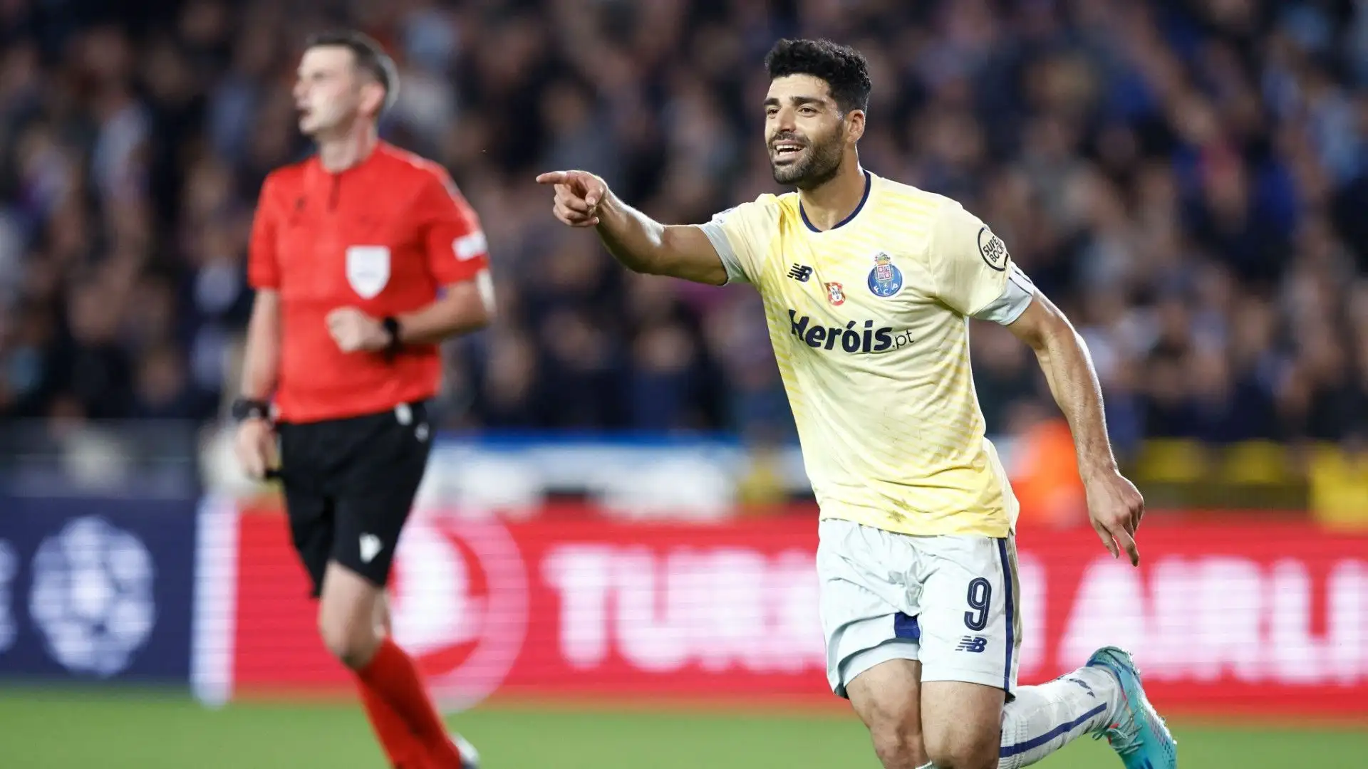 I rossoneri stanno cercando un vice Giroud e l'iraniano piace molto
