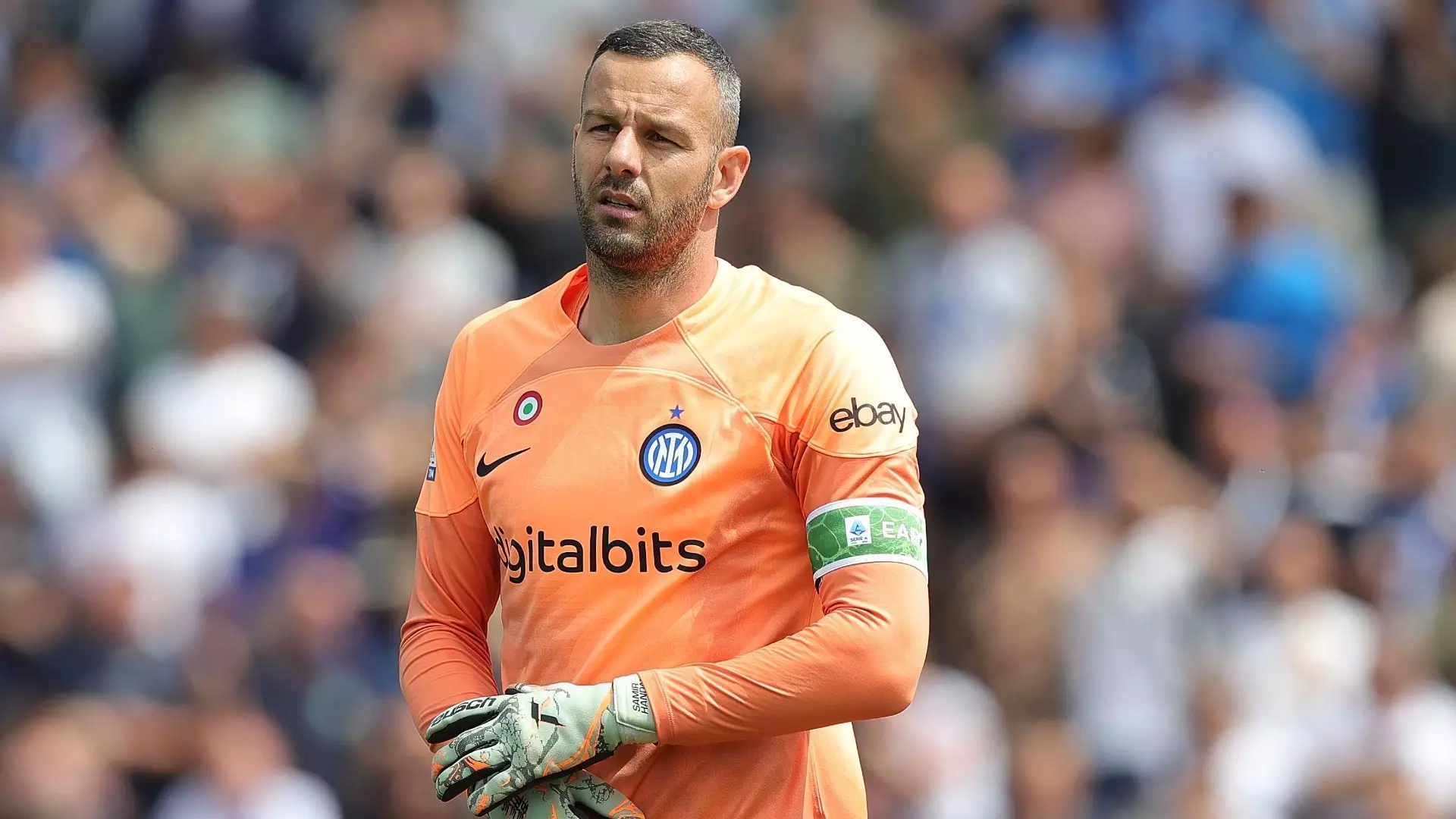 Samir Handanovic tuona: “Amareggiato e triste”