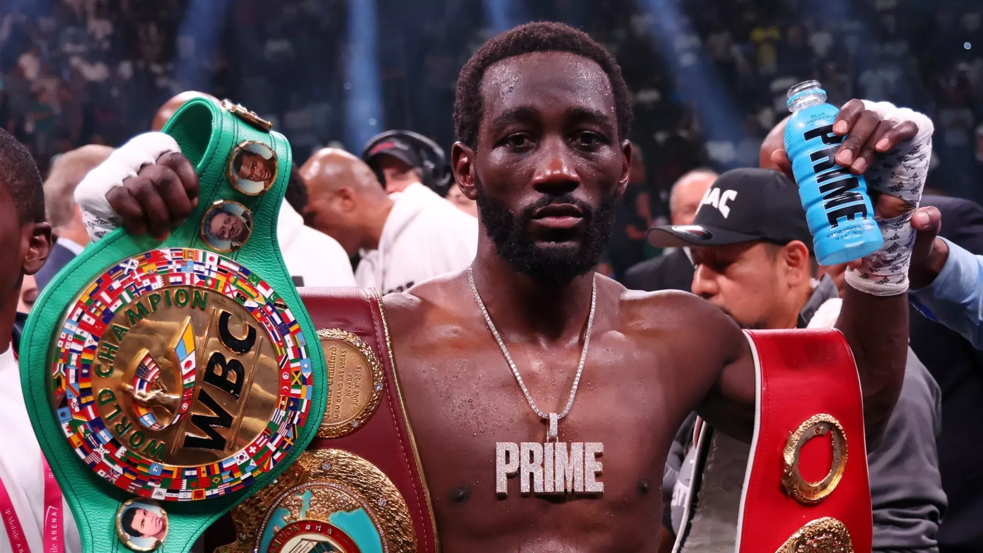 Terence Crawford demolisce Errol Spence Jr e diventa campione indiscusso dei welter