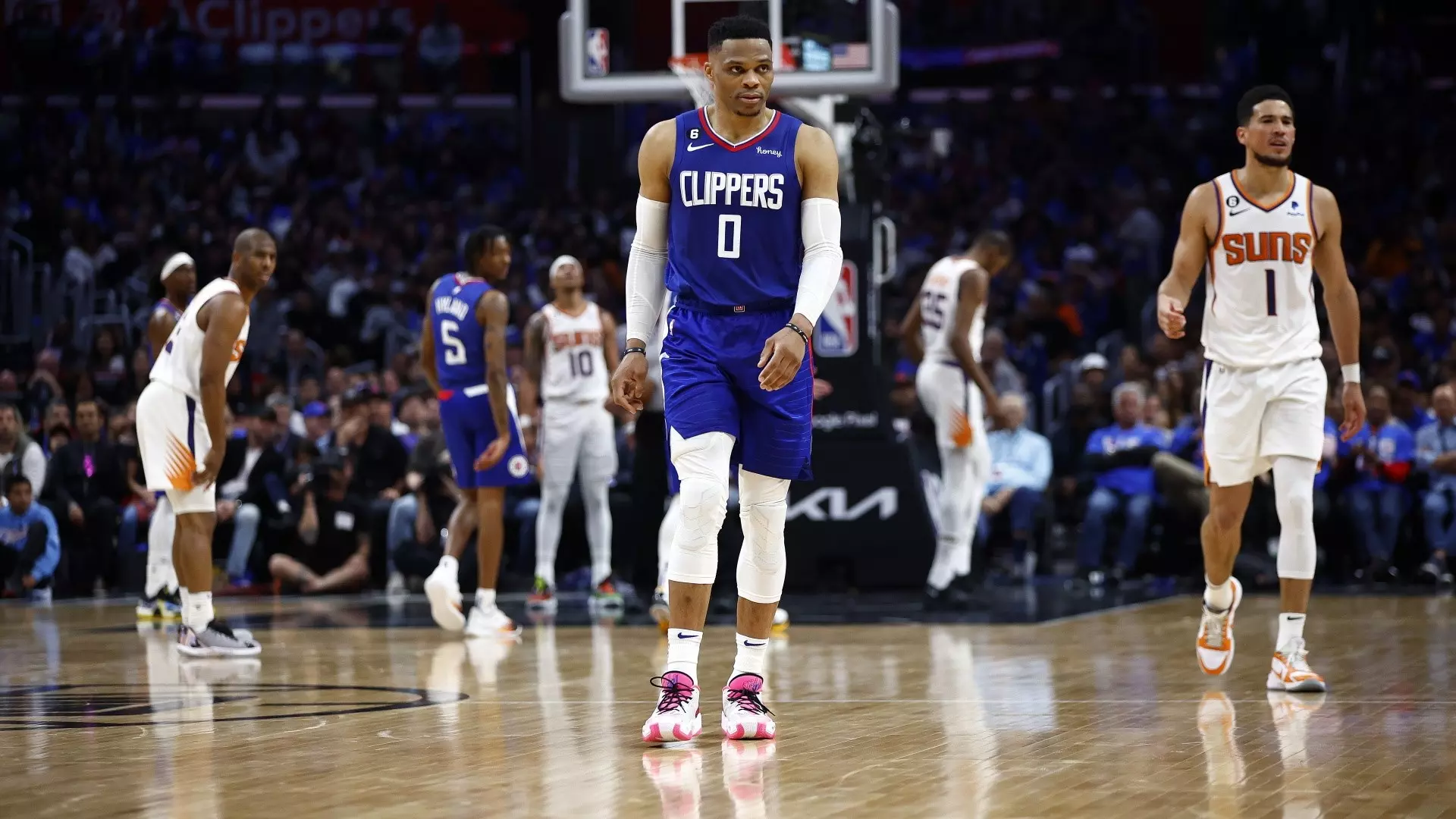 NBA, Russell Westbrook rimane fedele ai LA Clippers