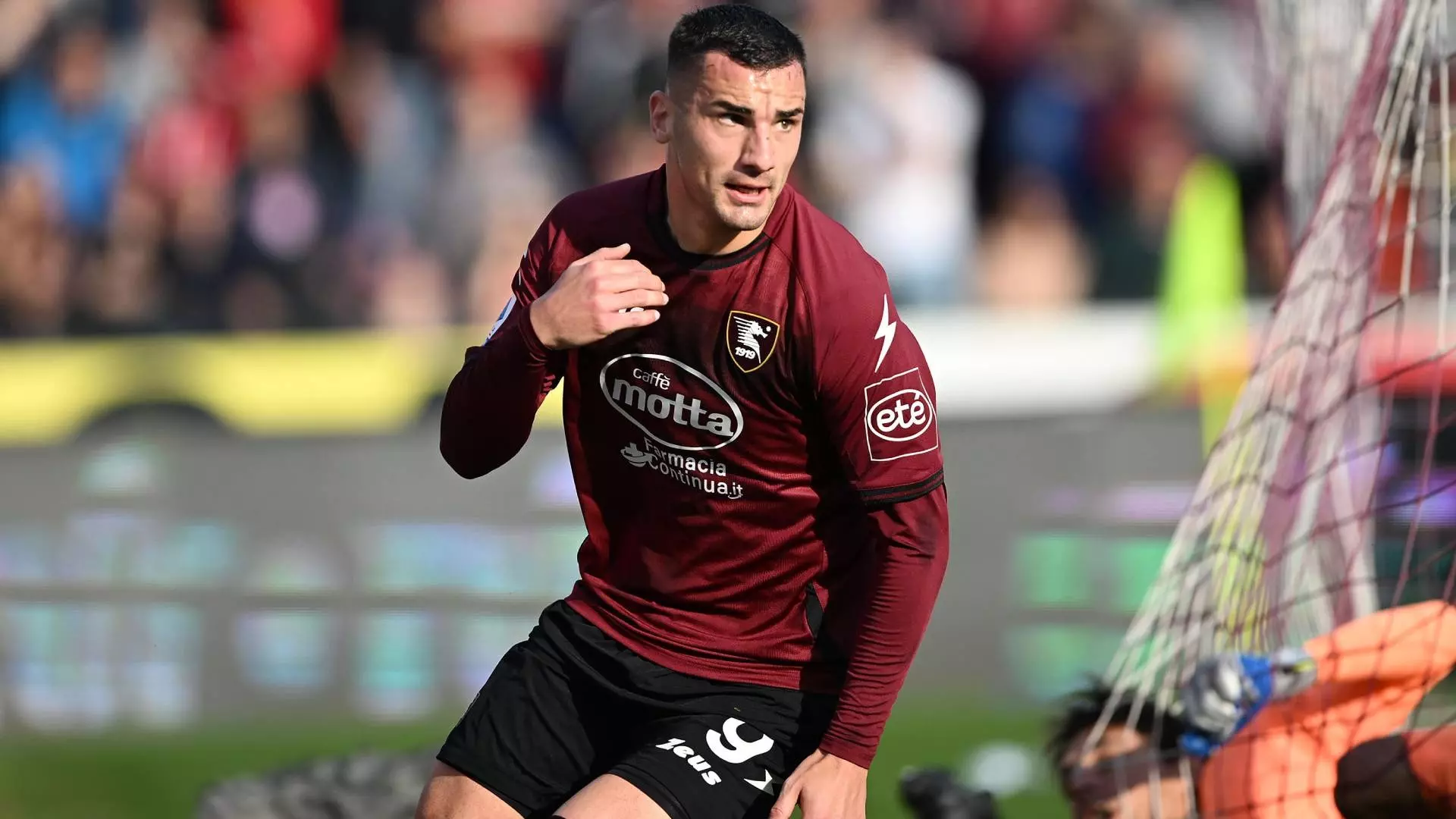 Federico Bonazzoli in prestito dalla Salernitana al Verona