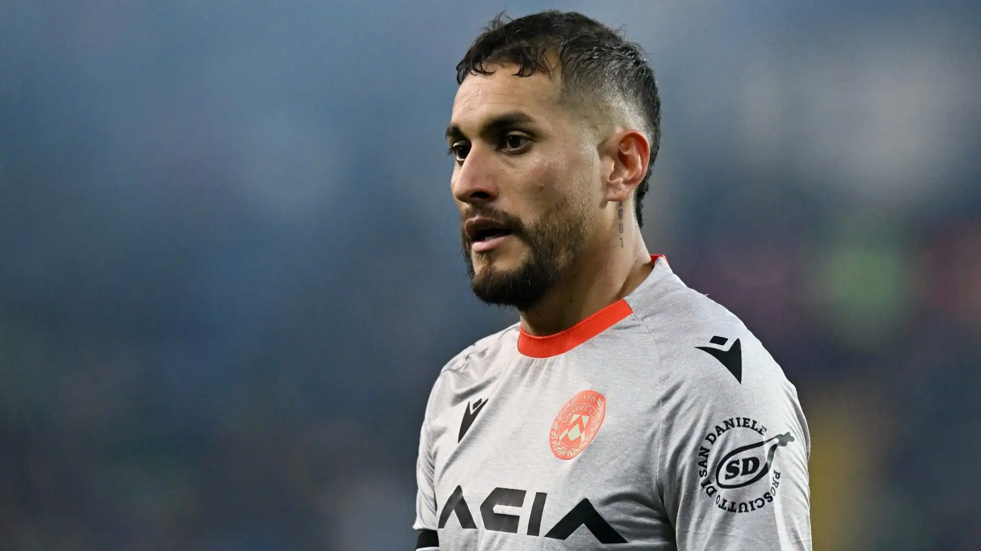 In Italia tantissime squadre stanno lottando per aggiudicarsi Roberto Pereyra: sono attesi sviluppi a brevissimo ma ad oggi è libero
