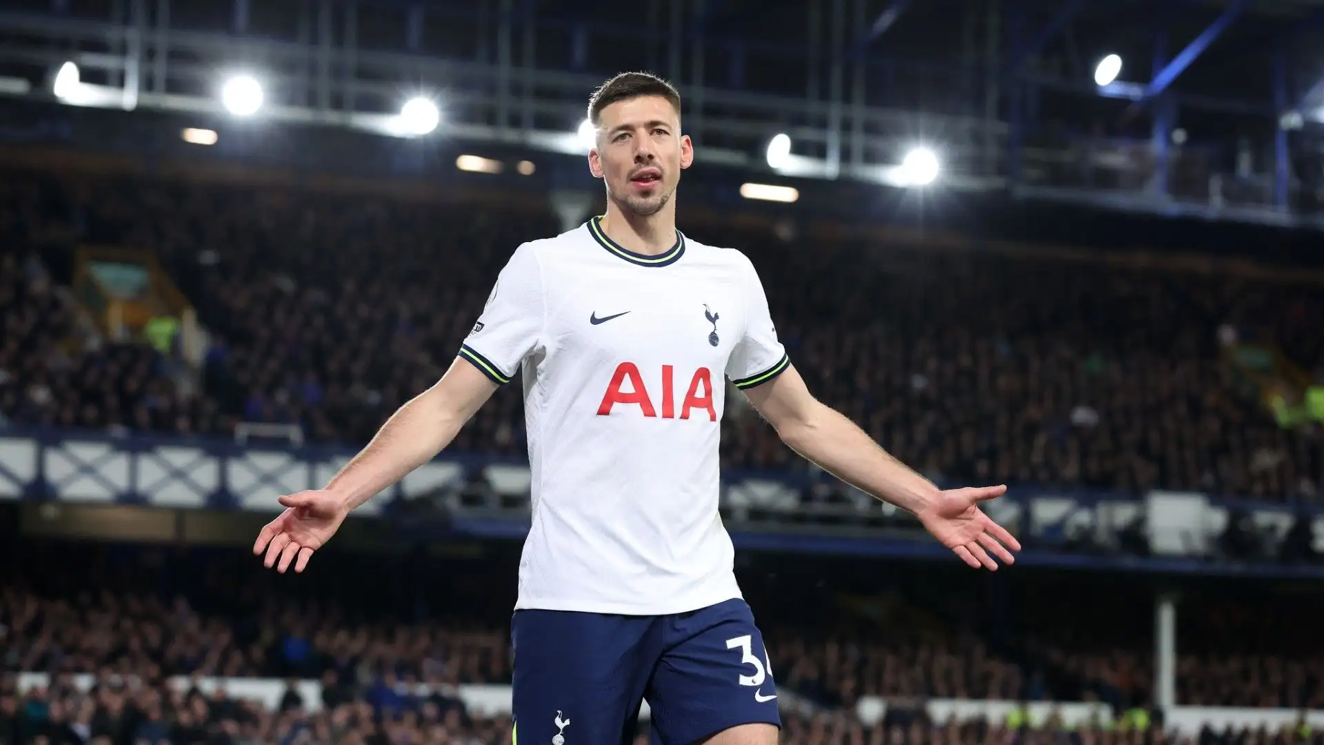 Clement Lenglet ha finora giocato 15 partite con la nazionale maggiore francese
