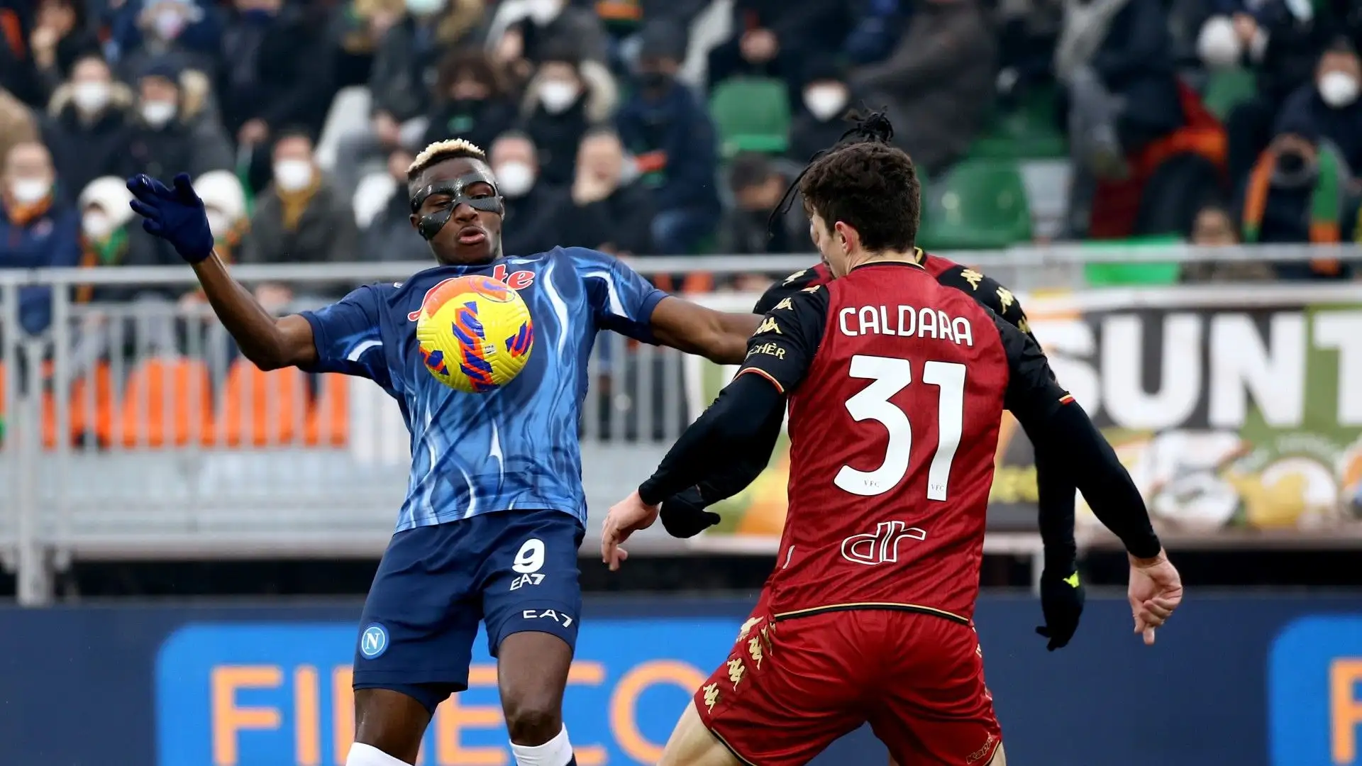 Il difensore ha un anno di contratto con il Diavolo
