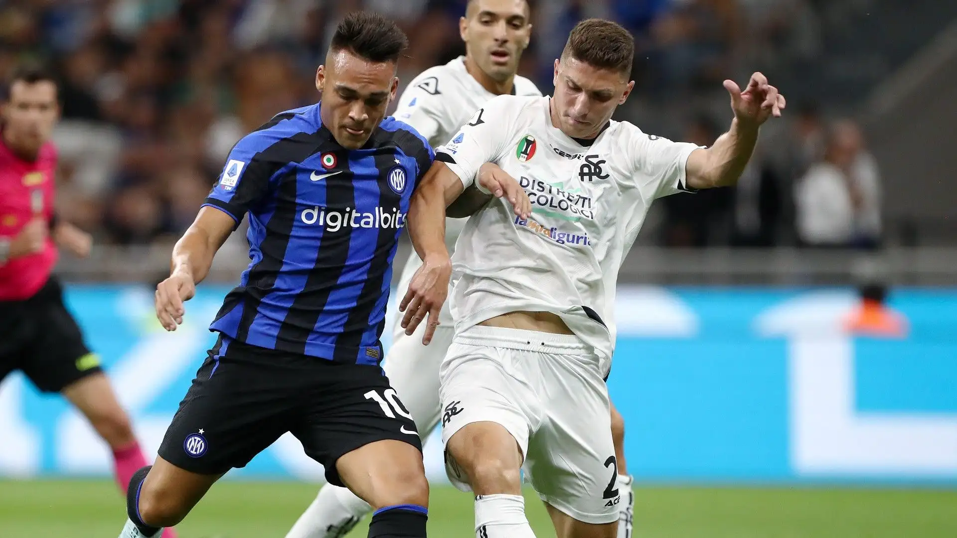 L'esperienza di Mattia Caldara al Milan è stata piuttosto disastrosa

