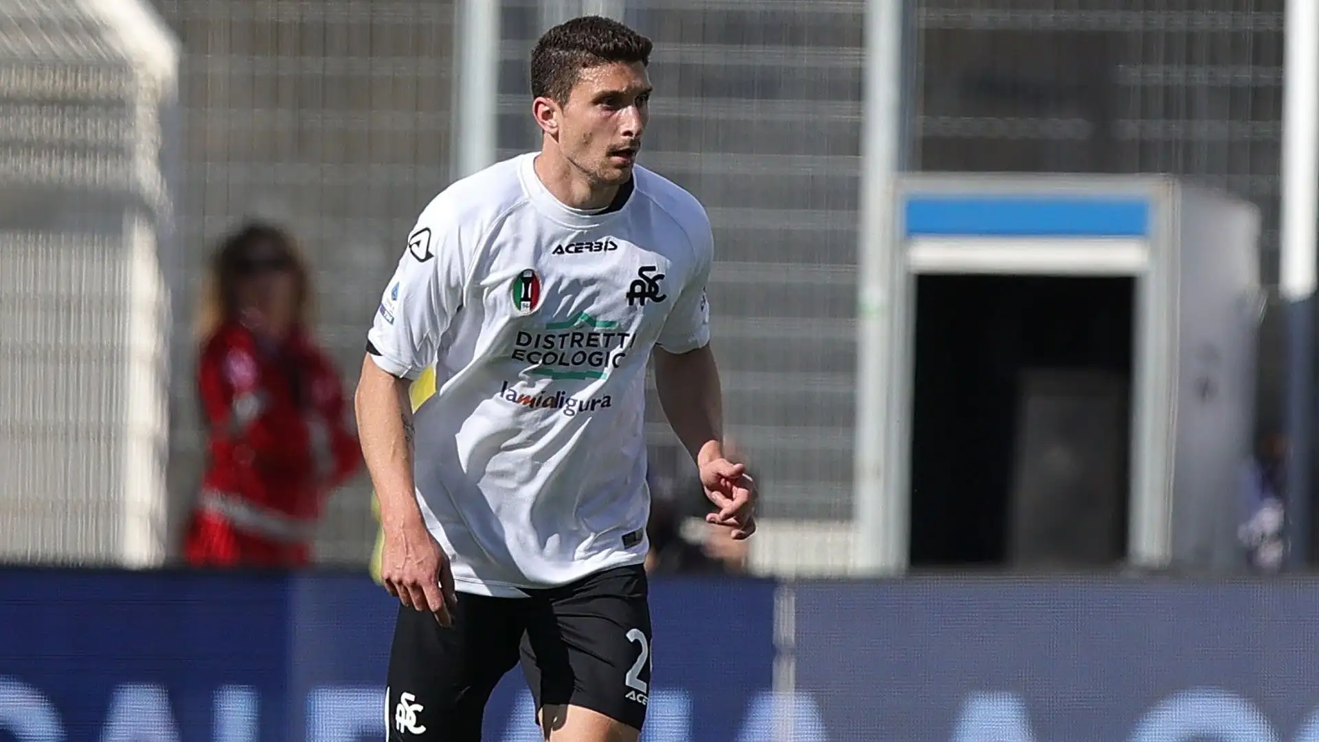 Arrivato a Milano nel 2018 insieme ad Higuain, Caldara ha giocato solo 155 minuti con la maglia rossonera
