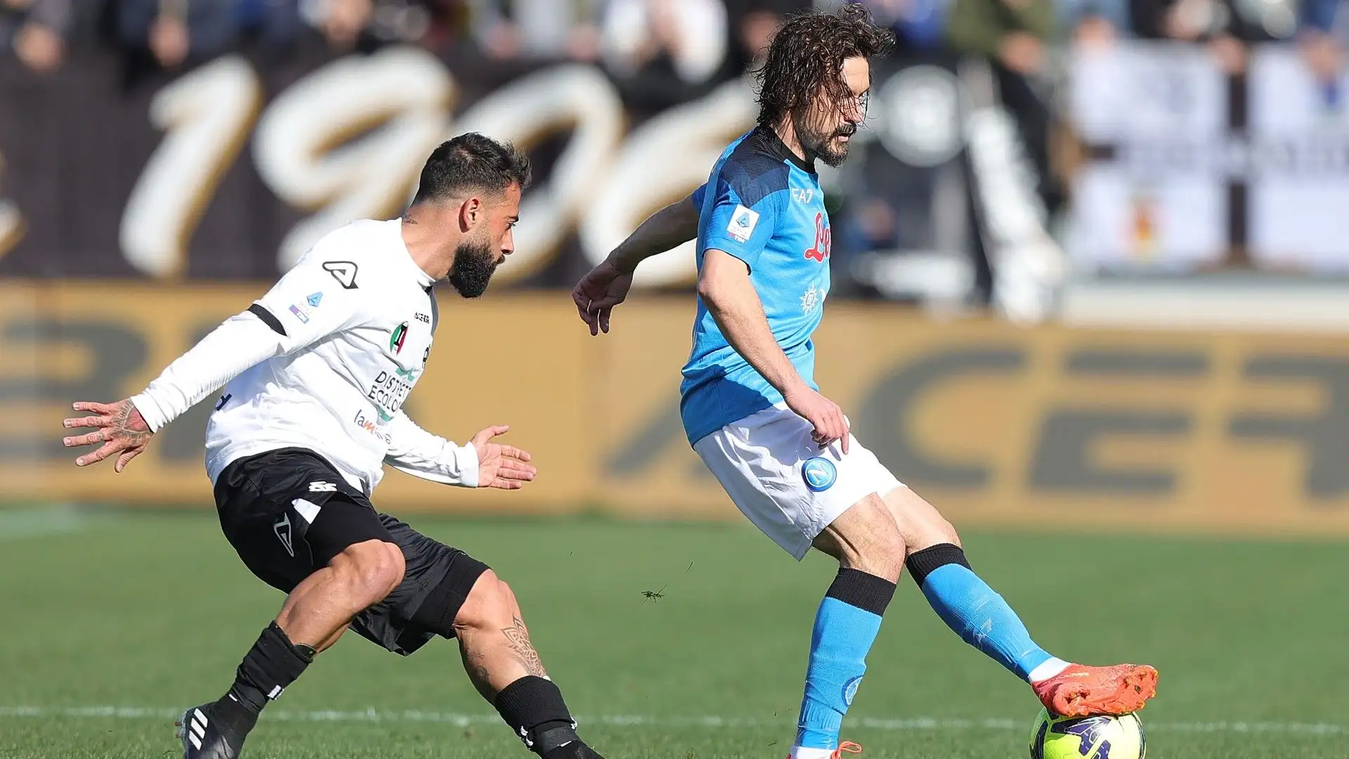 De Laurentiis pare abbia cercato di convincere il terzino a rinnovare ma non c'è stato niente da fare
