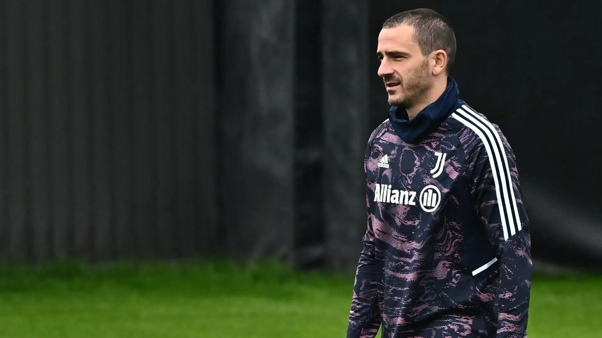Il difensore è sbarcato a Torino nel 2010 e, tolta la parentesi Milan 2017-2018, ha sempre vestito la maglia bianconera
