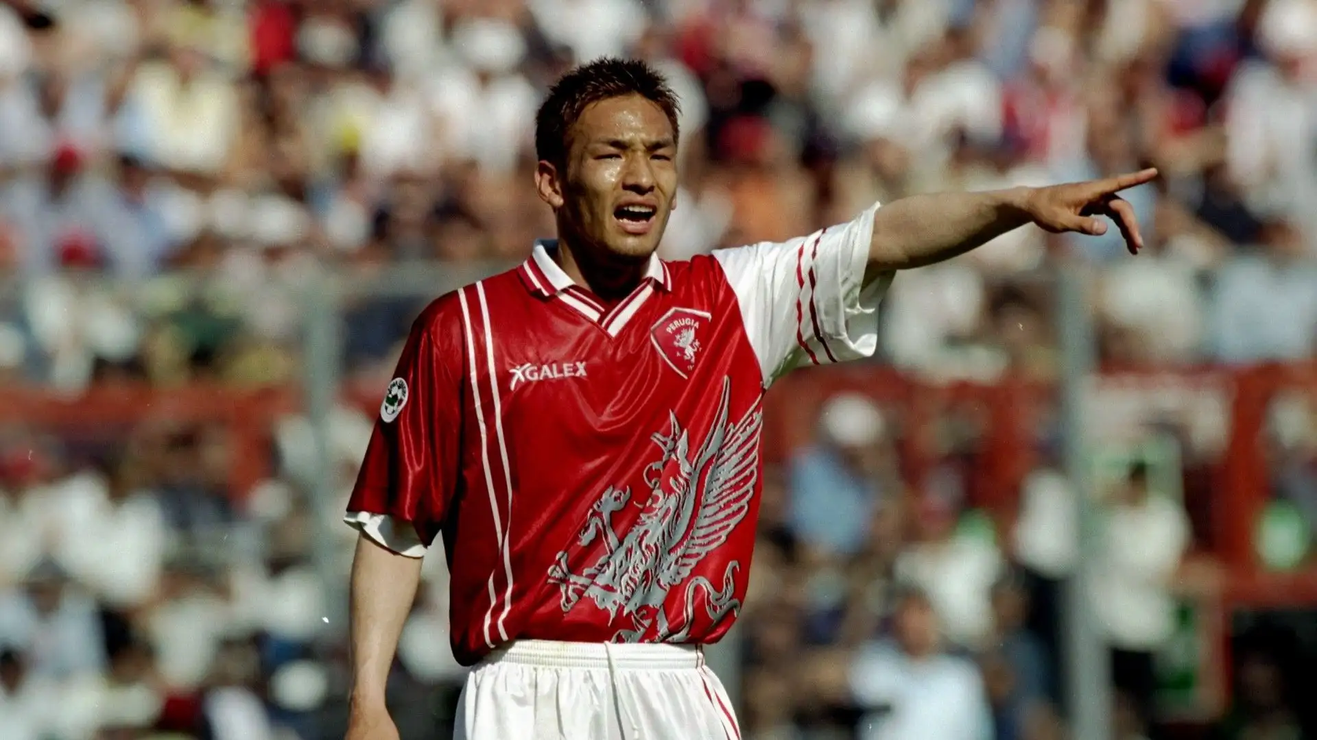 Hidetoshi Nakata: dopo due anni a Perugia, ha vinto il campionato di Serie A con la Roma nel 2001
