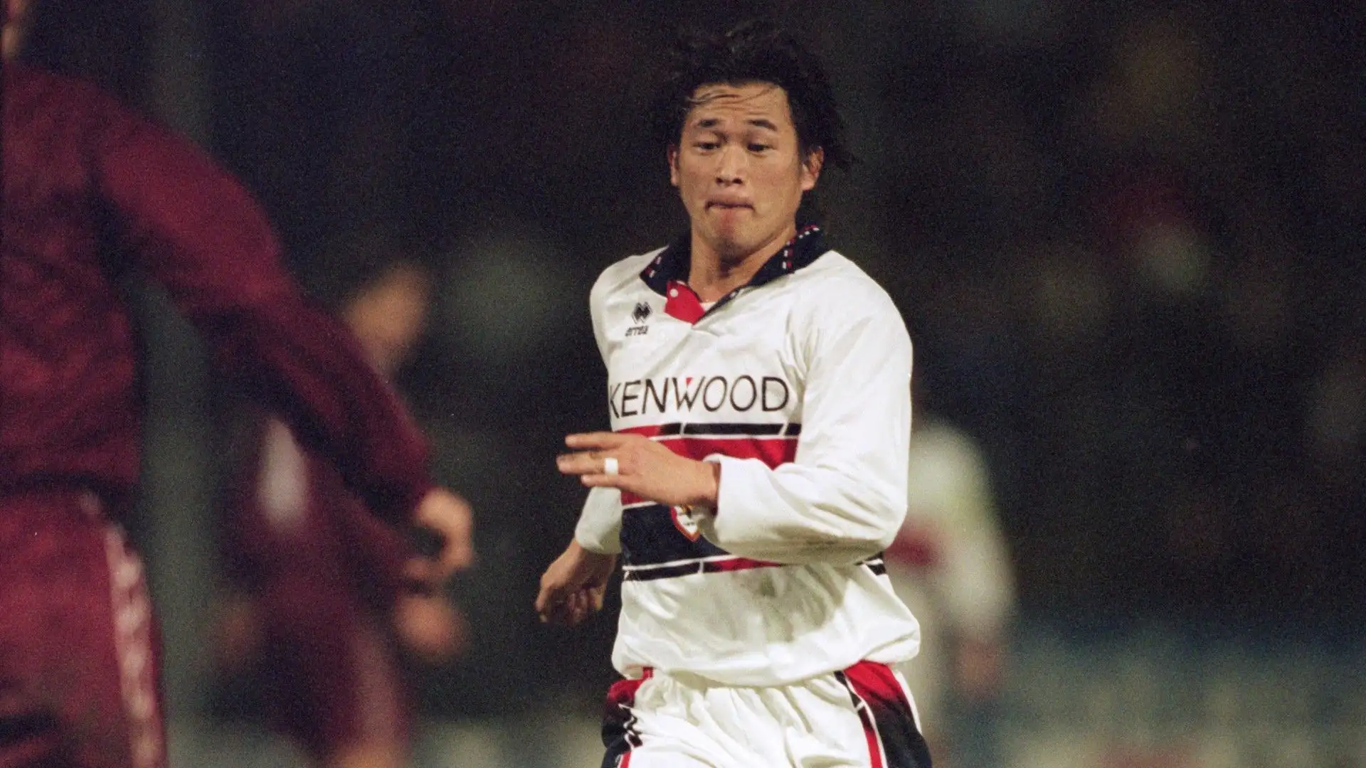 Kazuyoshi Miura: il leggendario attaccante ha giocato in Serie A con il Genoa nella stagione 1994-1995, segnando una rete nel derby contro la Sampdoria.
