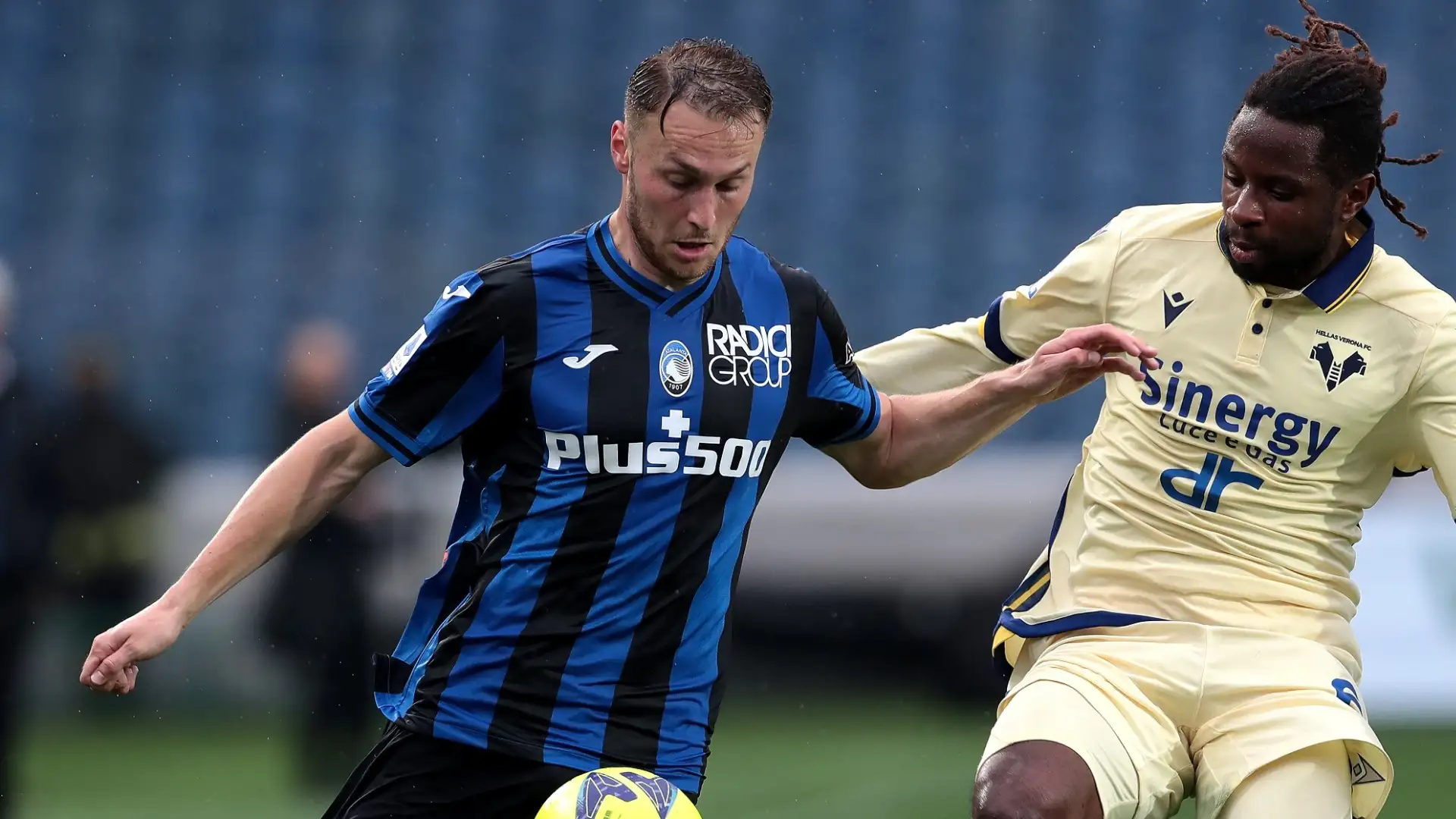Pista costosa anche quella per Teun Koopmeiners: il giocatore dell'Atalanta è seguito anche da Milan e Napoli