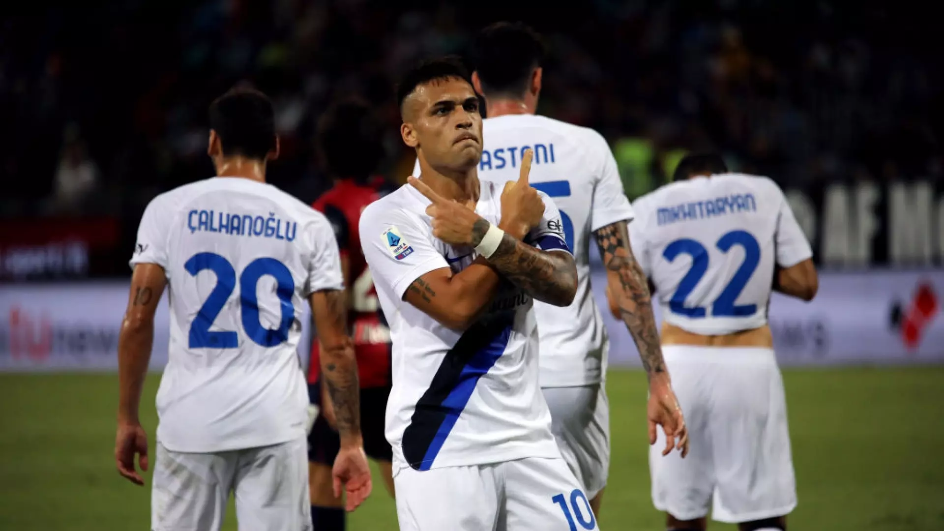 Inter, bis a Cagliari firmato Lautaro Martinez