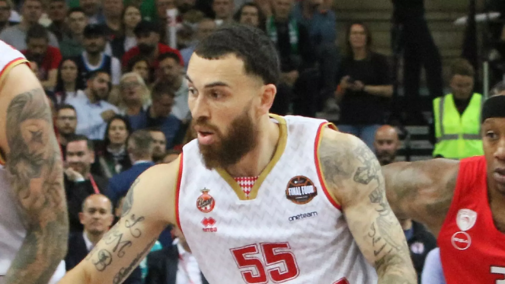 Olimpia-Mirotic: Mike James svela un retroscena