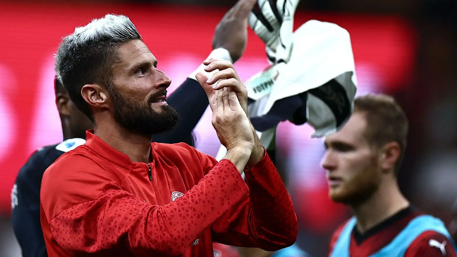 Giroud protagonista: due gol entrambi su calcio di rigore