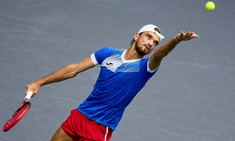 Tomas Machac elimina Stefanos Tsitsipas e si merita Lorenzo Musetti