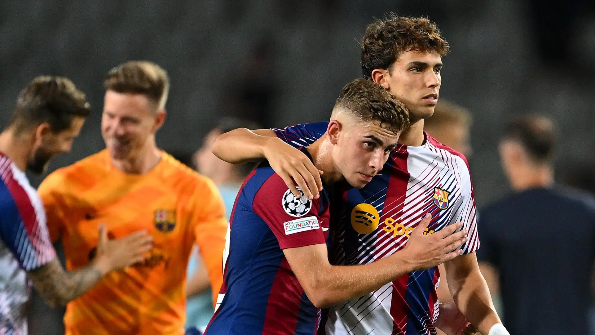 Il Barcellona è al comando del girone