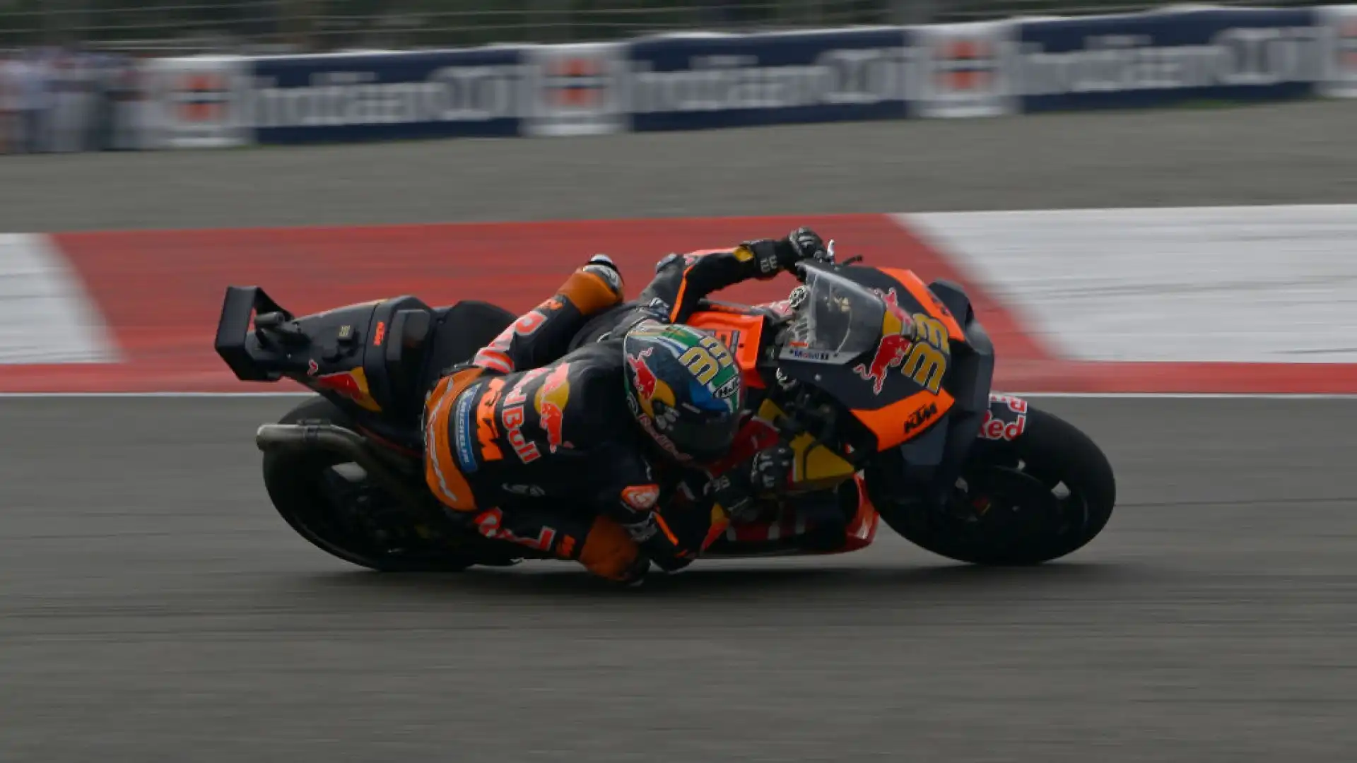 MotoGp, a Brad Binder le FP2 in Giappone: male Marc Marquez