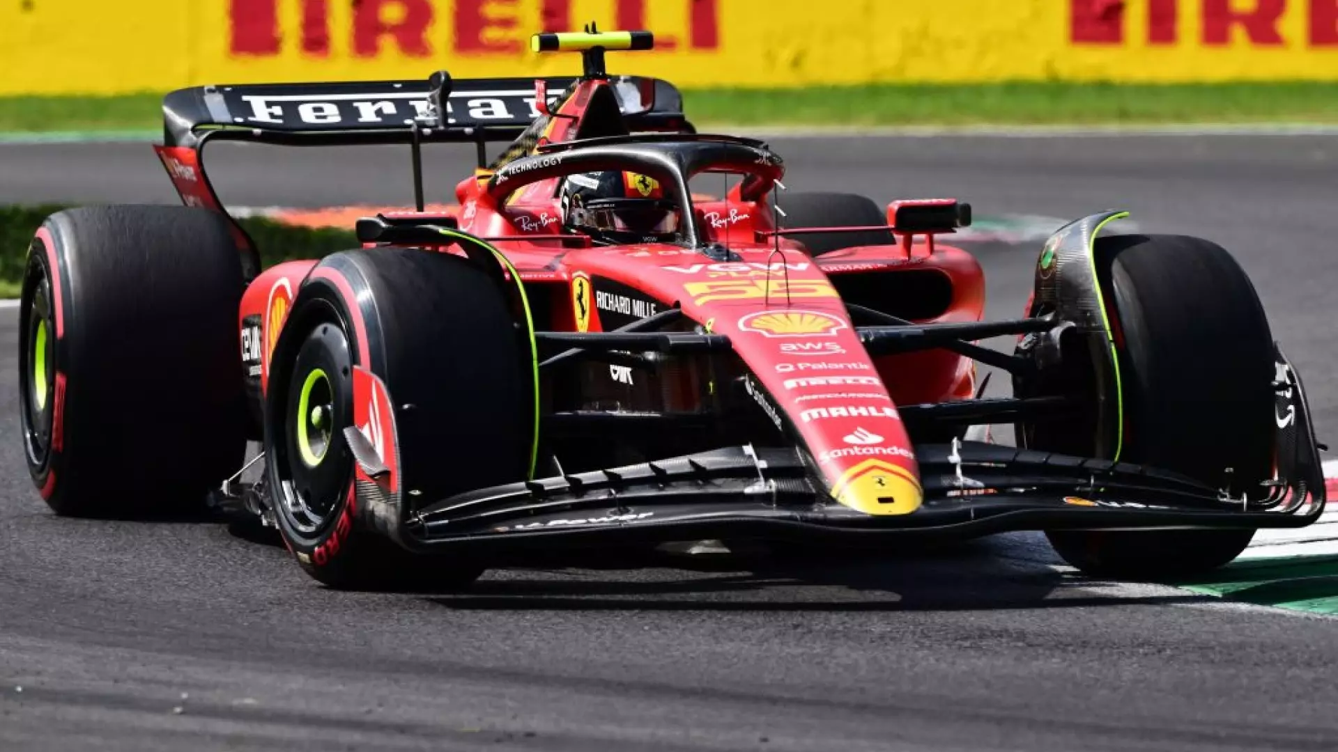 Gp Italia, Carlos Sainz si prende anche le FP3: bene anche Charles Leclerc