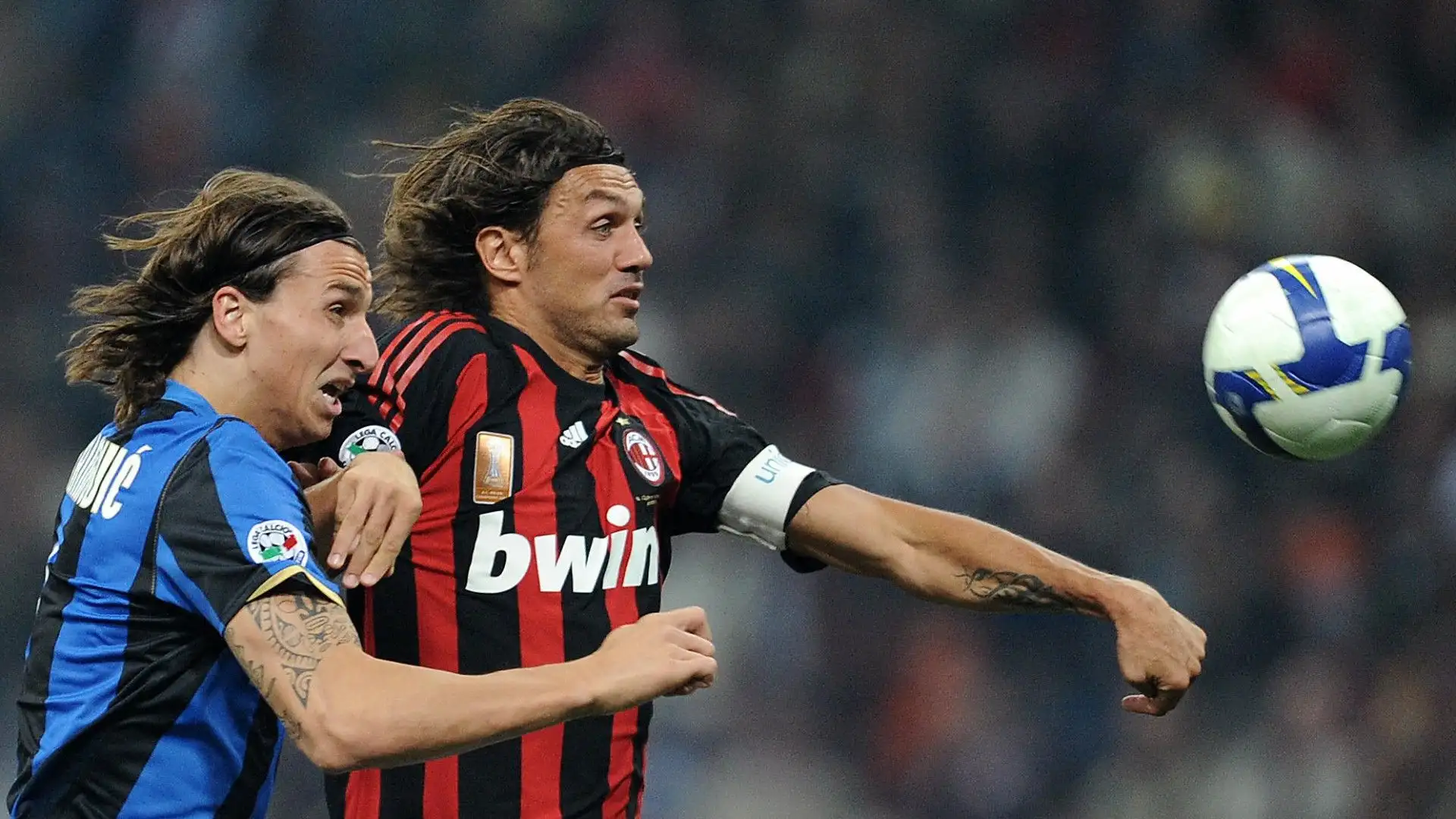 Il calciatore con più presenze nel derby è Paolo Maldini (56)
