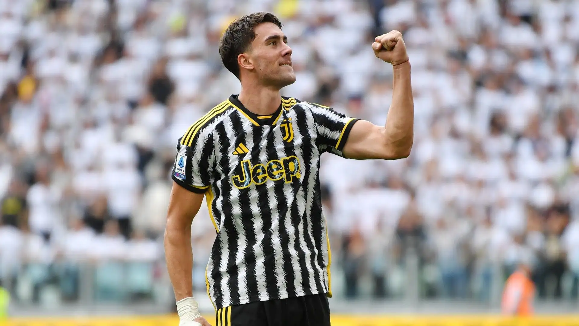 Il bomber serbo si sta trovando a meraviglia con Federico Chiesa, che pare aver smaltito gli ultimi infortuni
