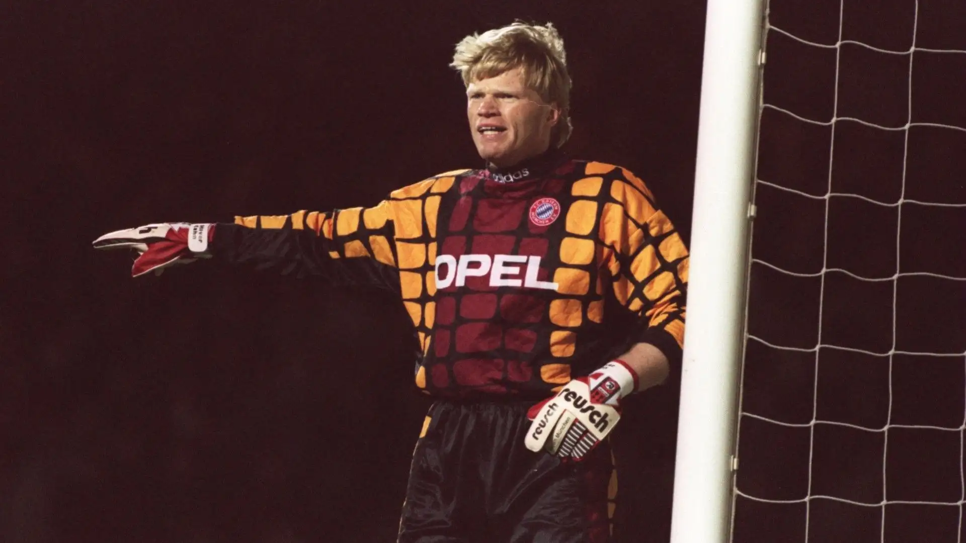 6- Oliver Kahn: rimarrà per sempre nella storia del Bayern Monaco e del calcio tedesco
