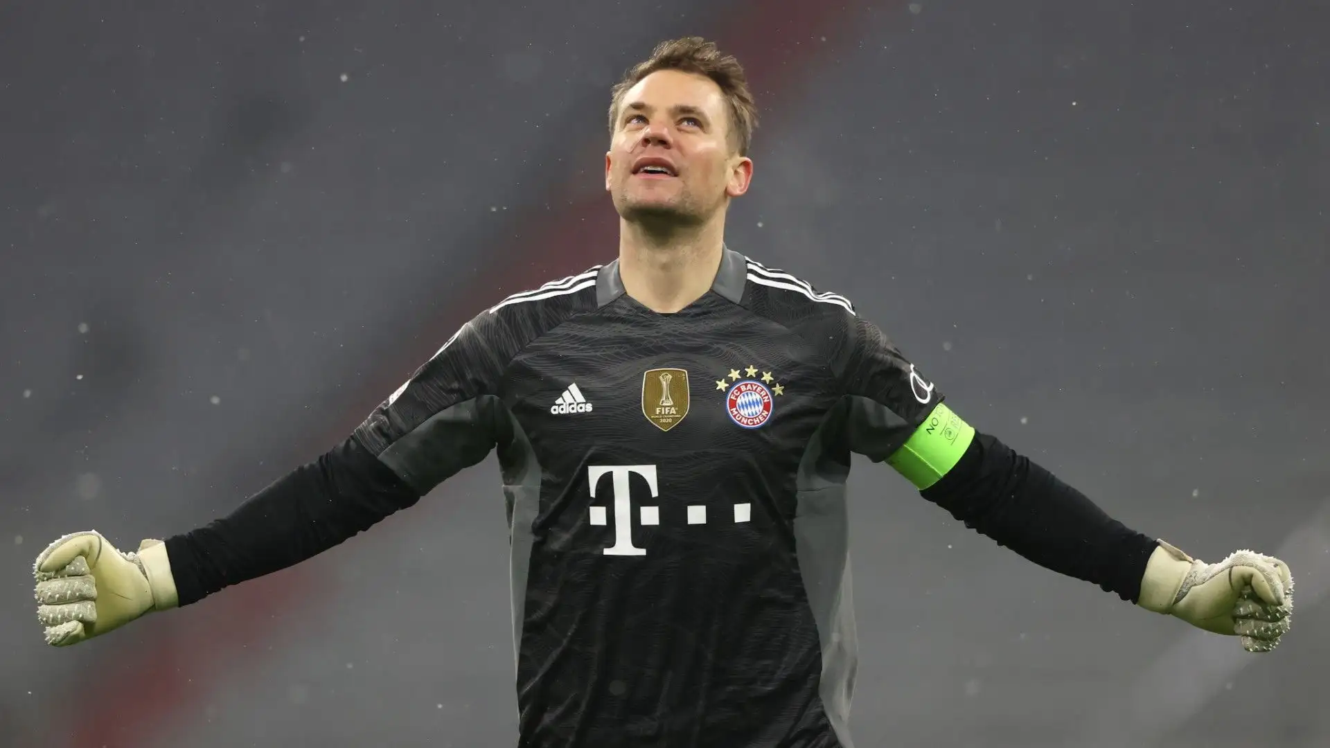 5- Manuel Neuer: grazie alle sue uscite fuori area ha rivoluzionato il ruolo del portiere
