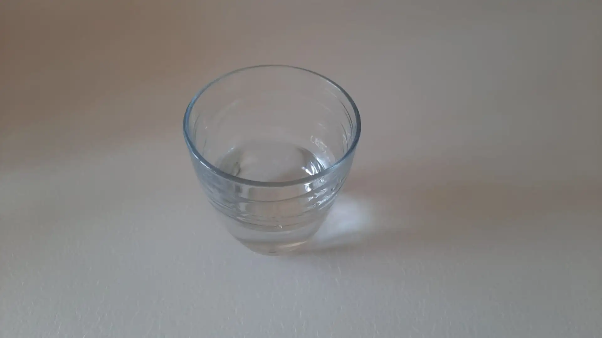 Consigliamo di bere poco più del volume di liquido espulso col sudore

