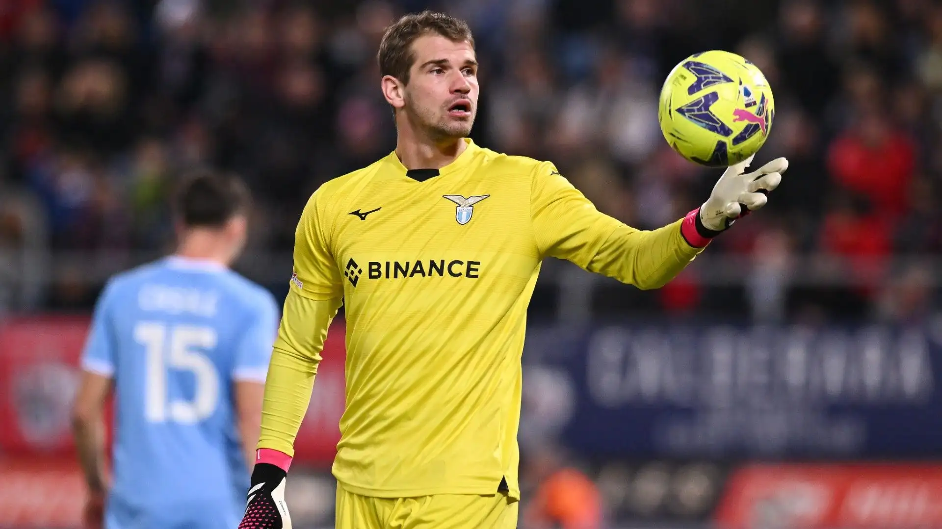 Successivamente è passato al Chievo, club nel quale è cresciuto molto
