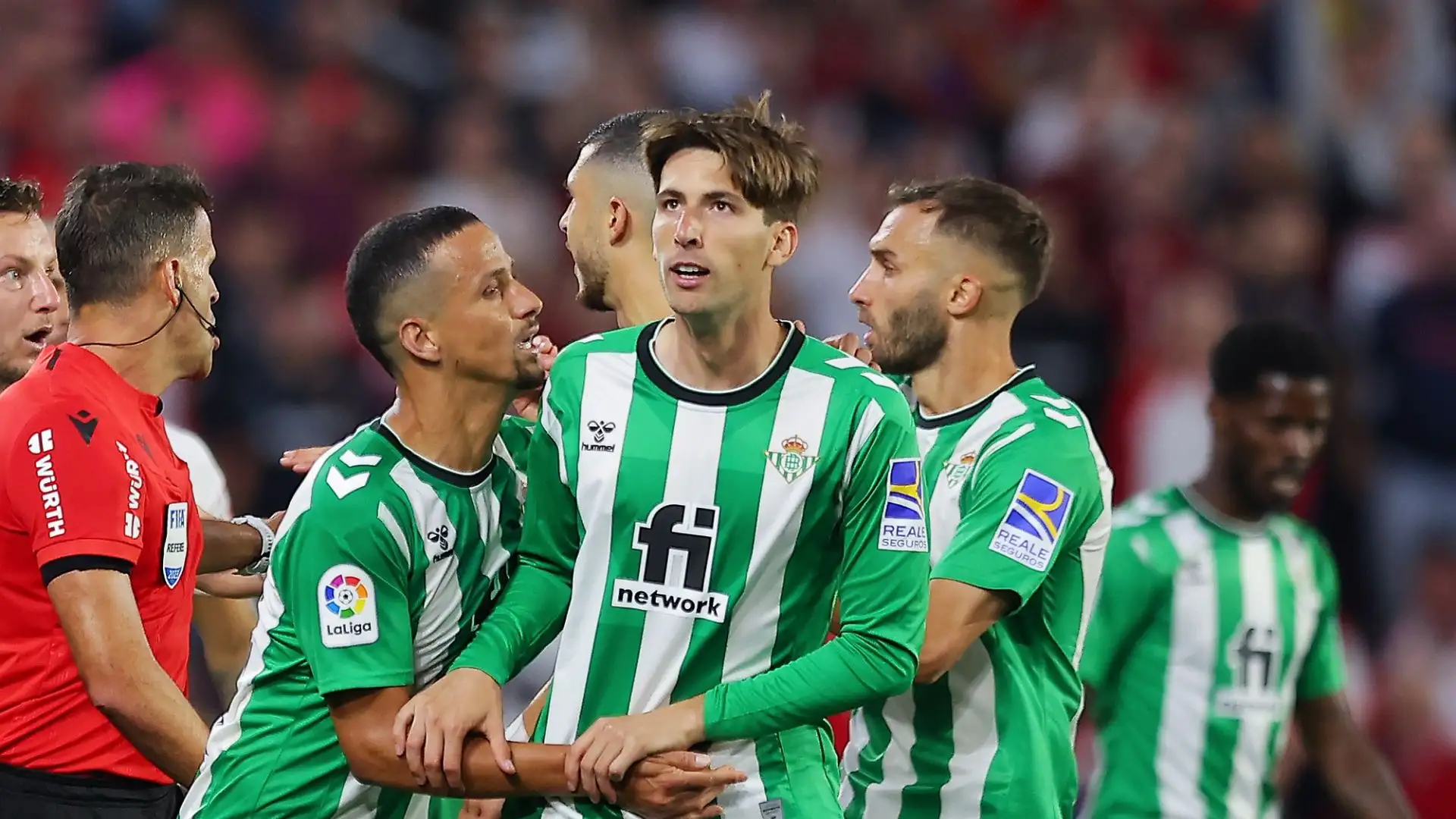 Il Milan, alla ricerca di un vice Theo Hernandez, aveva effettuato un primo sondaggio