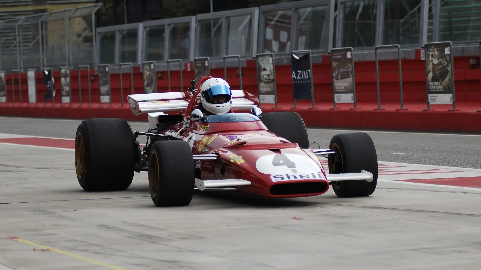 Ancora oggi la monoposto, in perfetto stato, si può ammirare in pista