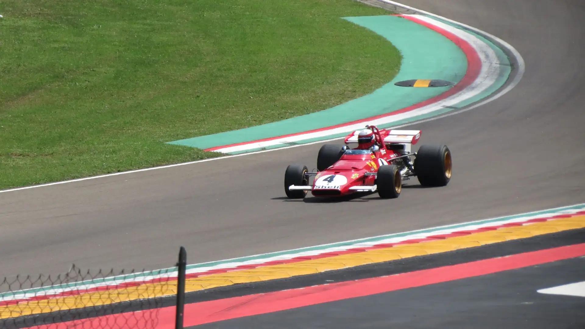 La casa di Maranello ha vinto il suo ultimo Mondiale piloti nel 2007 grazie a Raikkonen