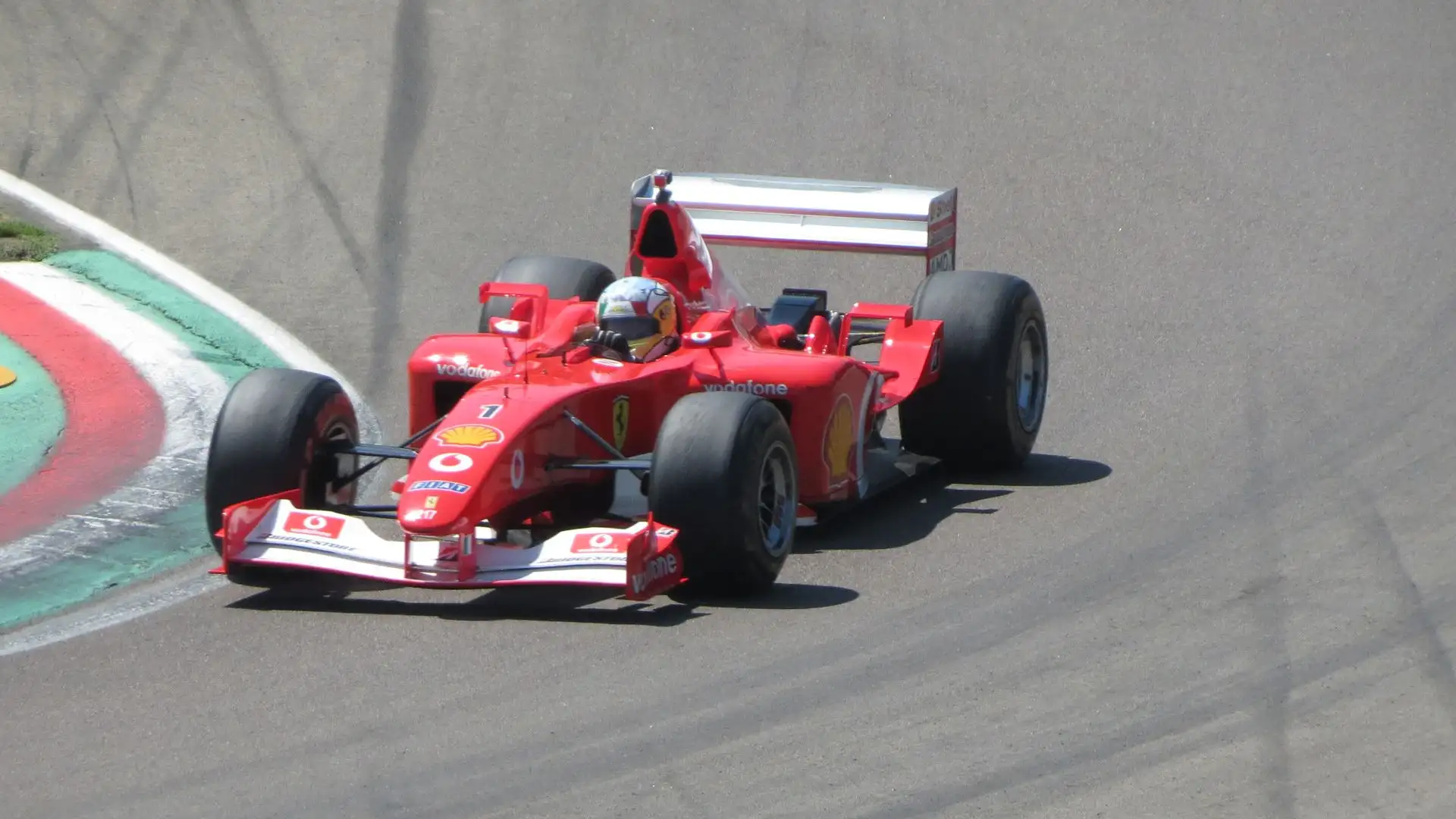 I tifosi meno giovani ricordano i vari Lauda, Regazzoni, Andretti