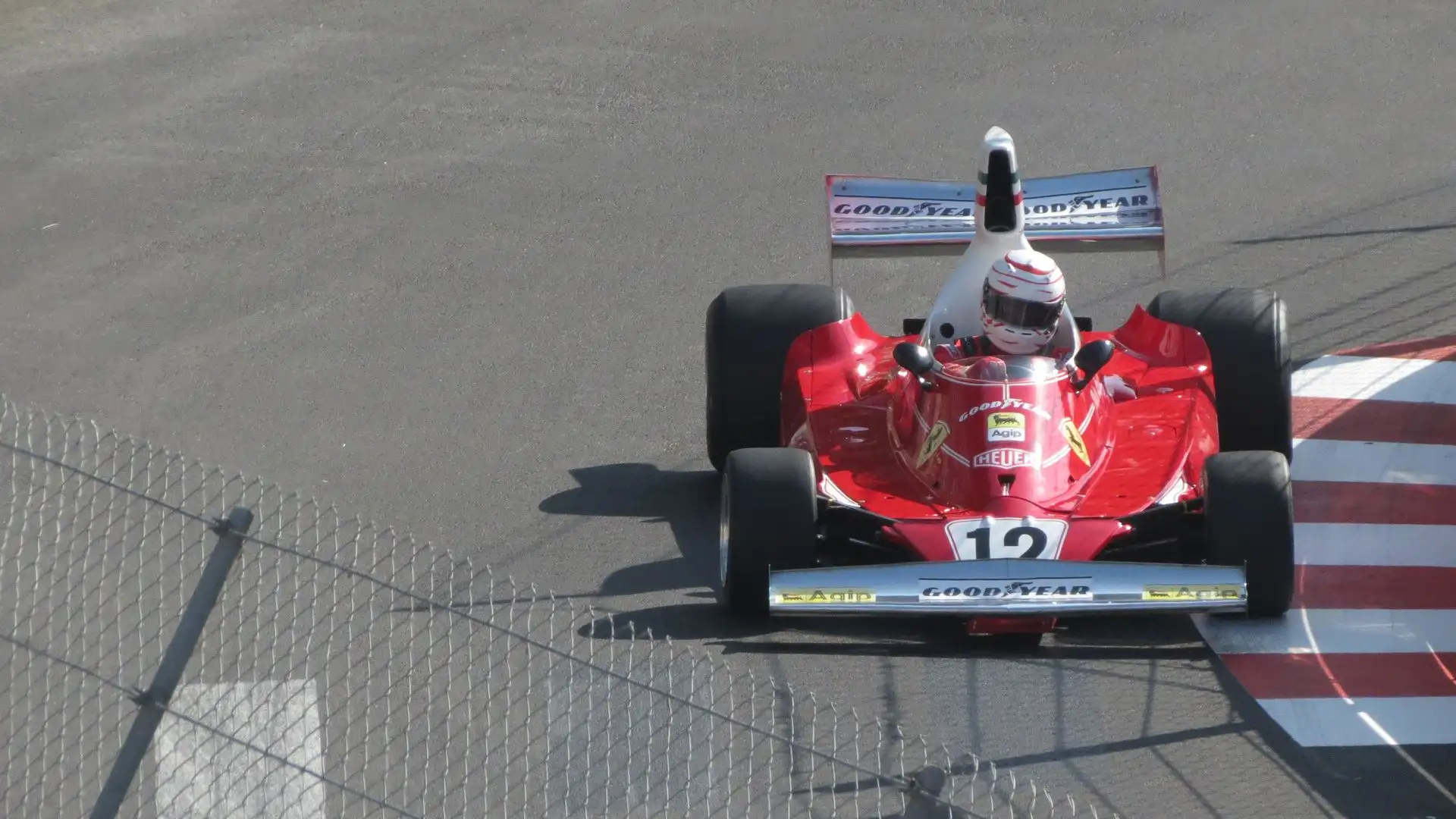 Chissà se nel 2024 la Ferrari tornerà ai vertici....