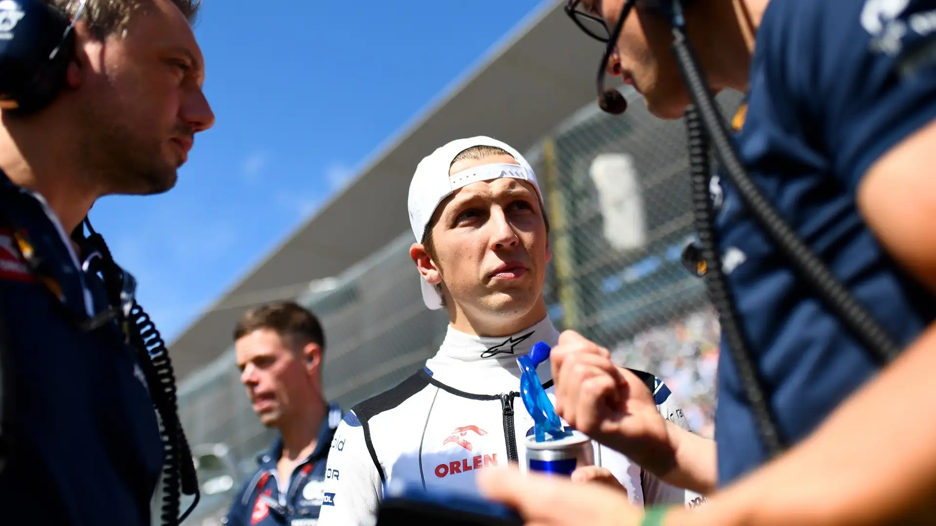 Per il futuro driver Red Bull, nel paddock si fa insistentemente il nome del giovane Liam Lawson, attuale terzo pilota