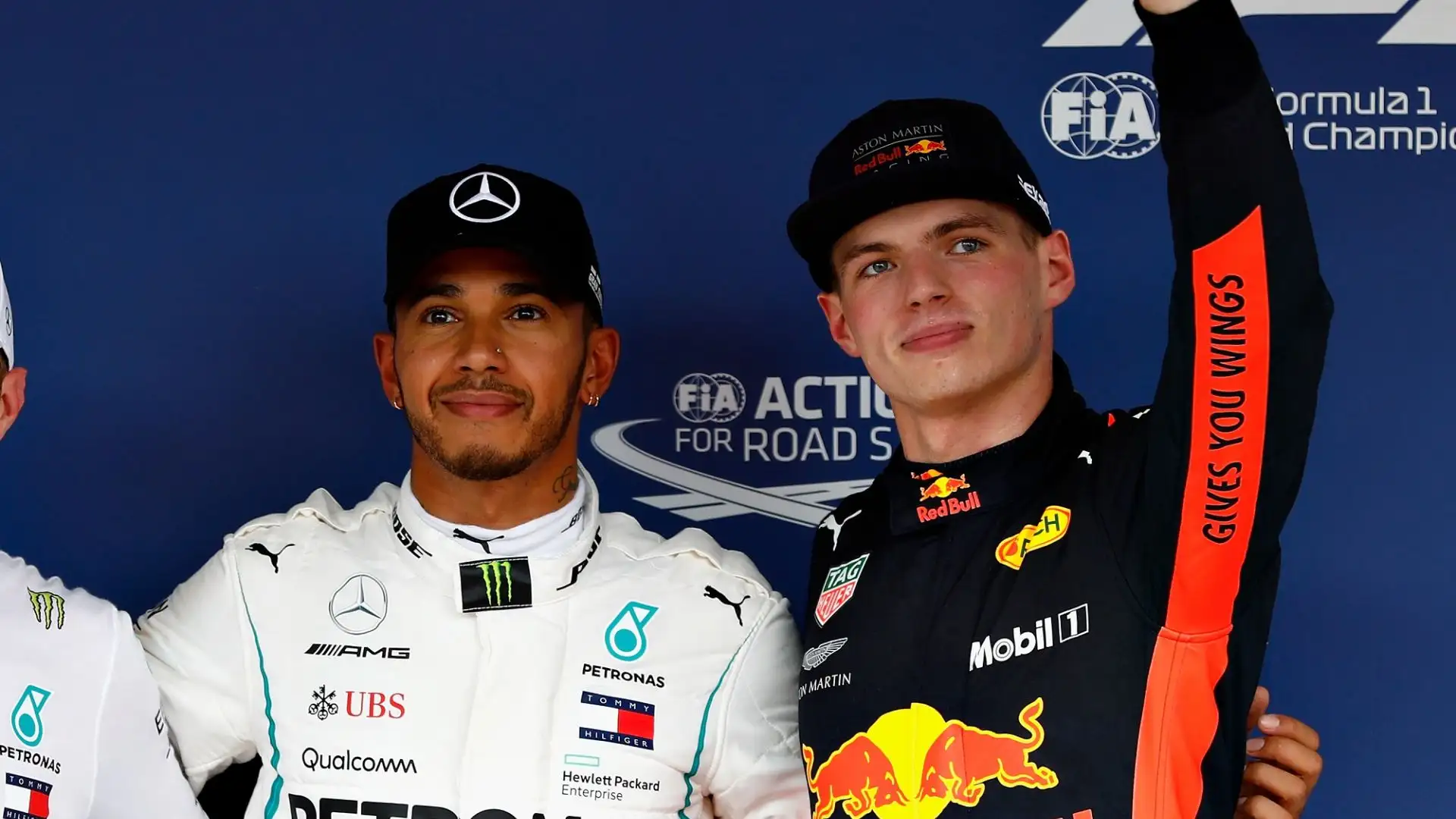 Il pilota inglese, sette volte campione del mondo, non ha usato giri di parole nei confronti del campione della Red Bull