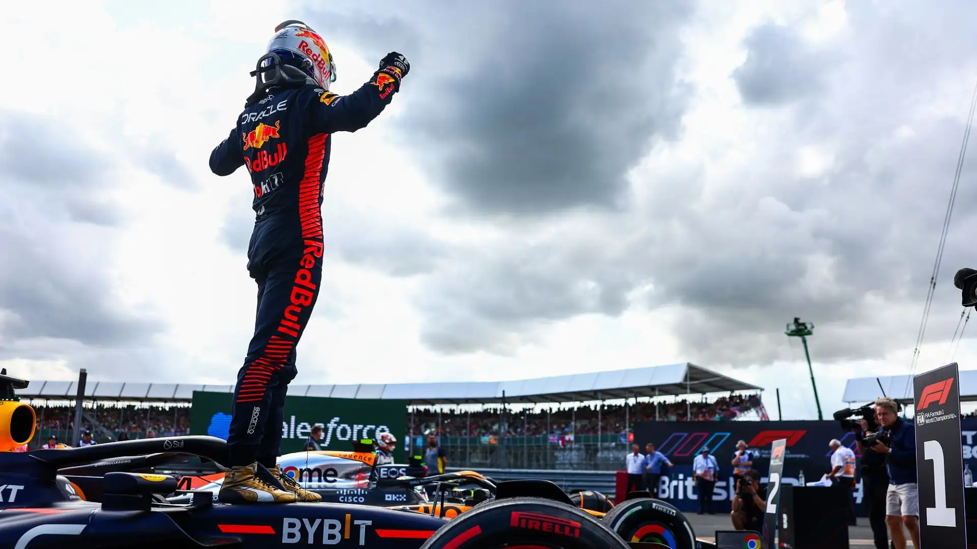 Verstappen si è imposto in 12 delle prime 14 gare: nessuno era riuscito a tanto nella storia di F1