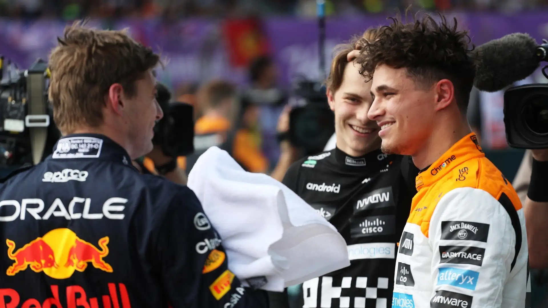 Il pilota britannico è in buoni rapporti con Verstappen, ed è tra i driver con maggior qualità nel circuito