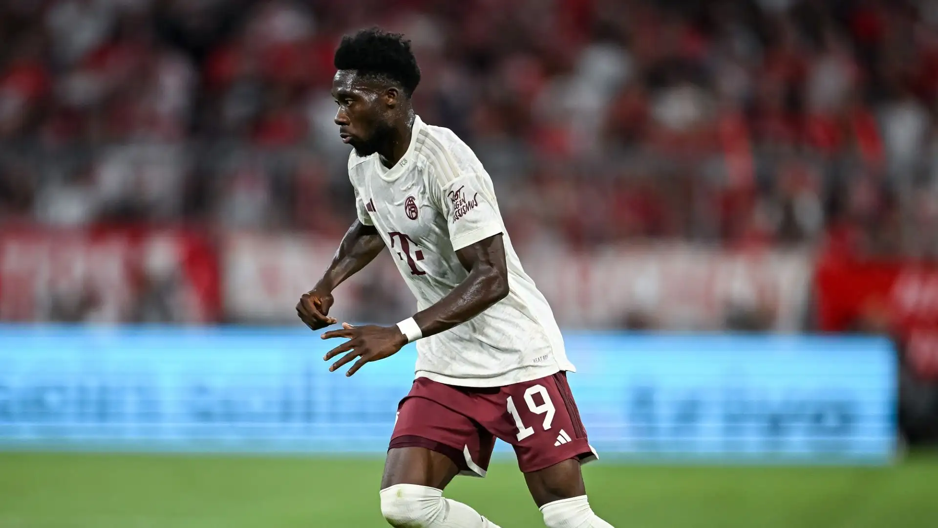 Alphonso Davies è valutato 70 milioni di euro circa dai campioni di Germania