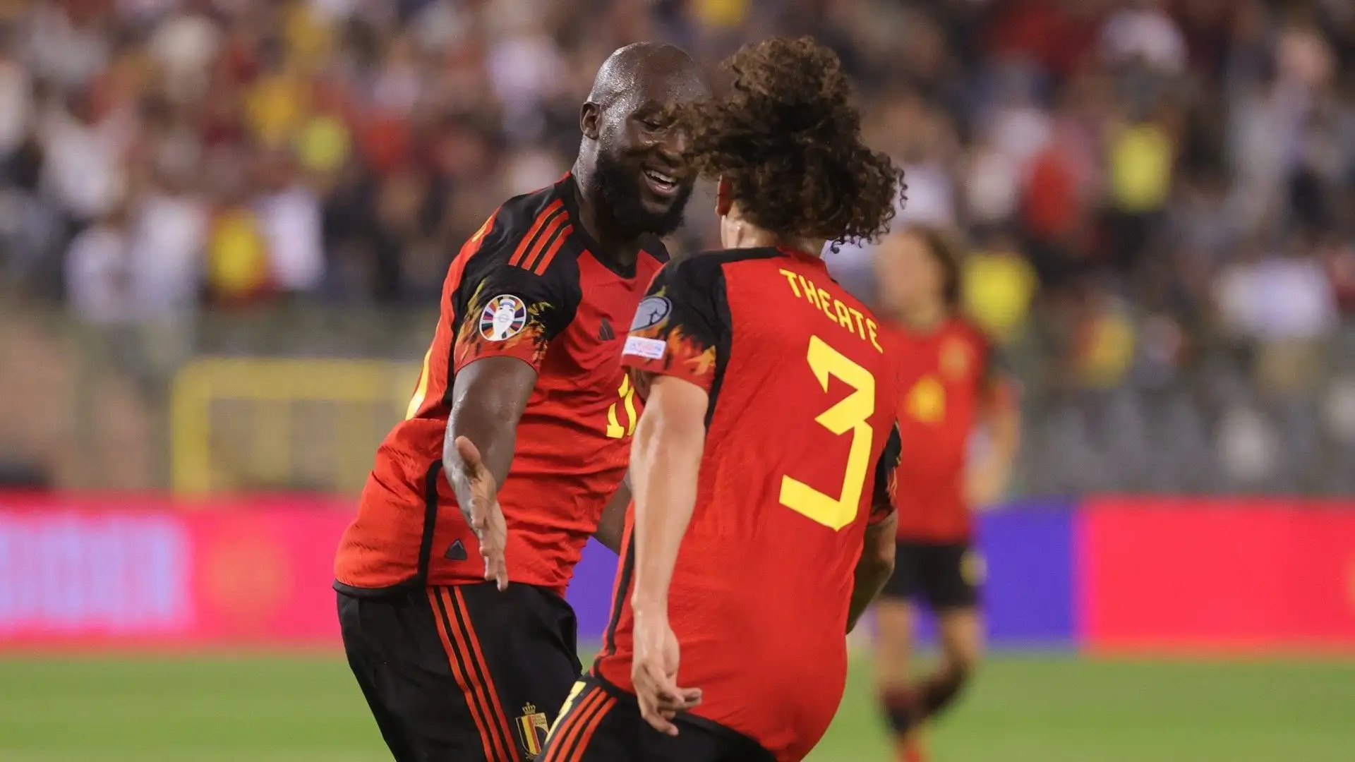 Nel primo è andato in gol con un destro preciso da dentro l'area
