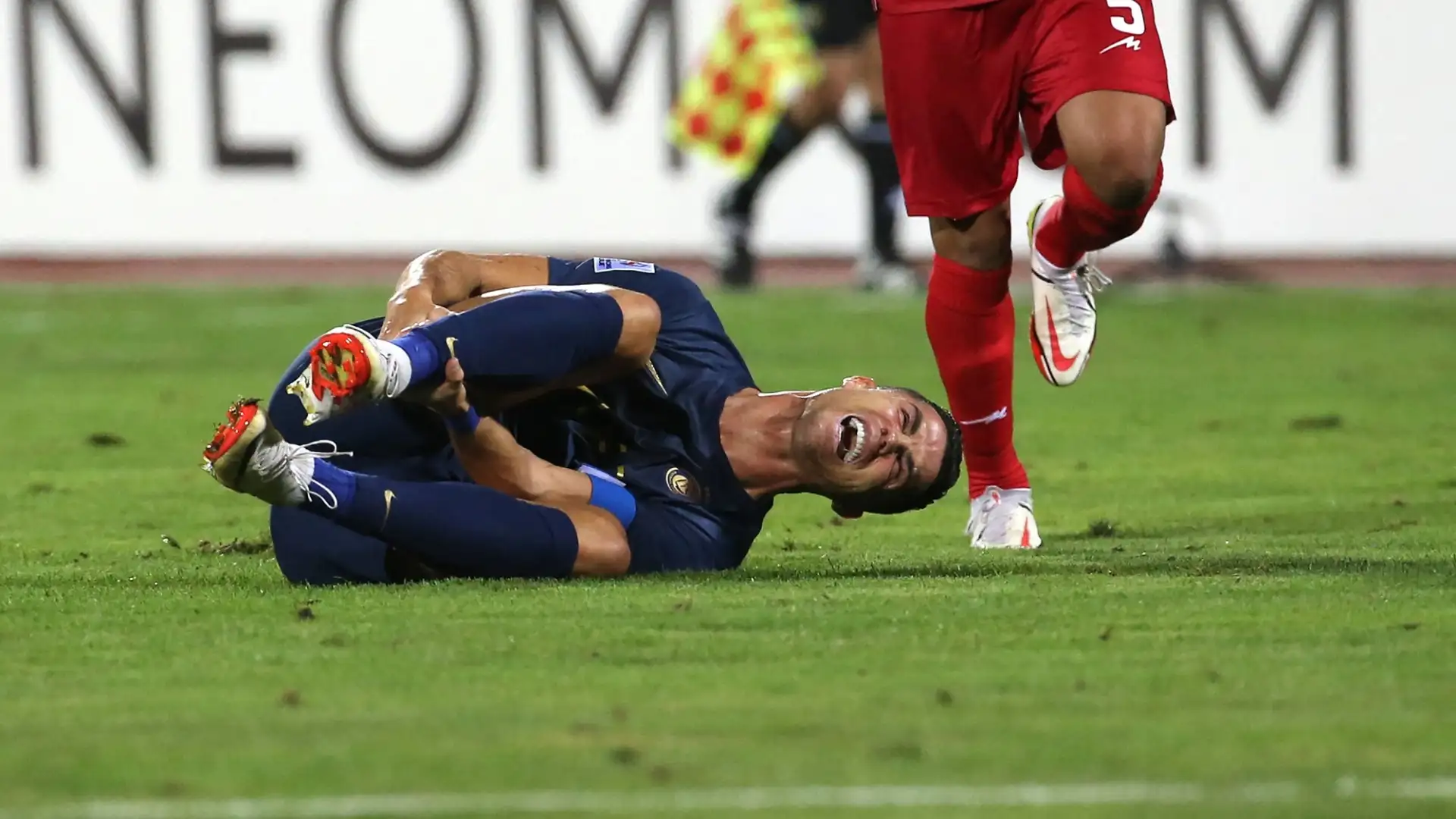 Ronaldo è stato immediatamente soccorso dallo staff medico