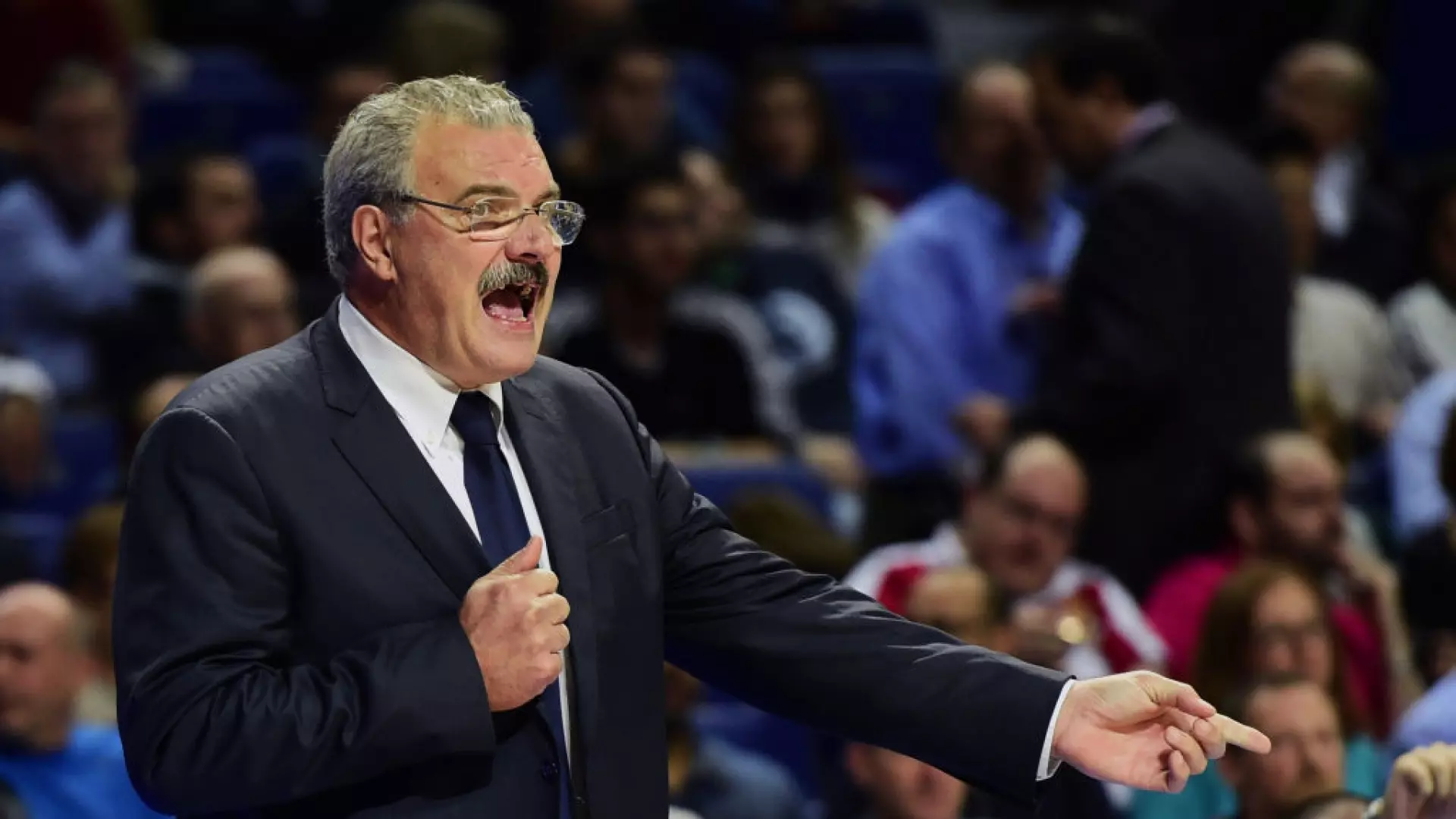 Basket, buona la prima per Cantù: Sacchetti soddisfatto